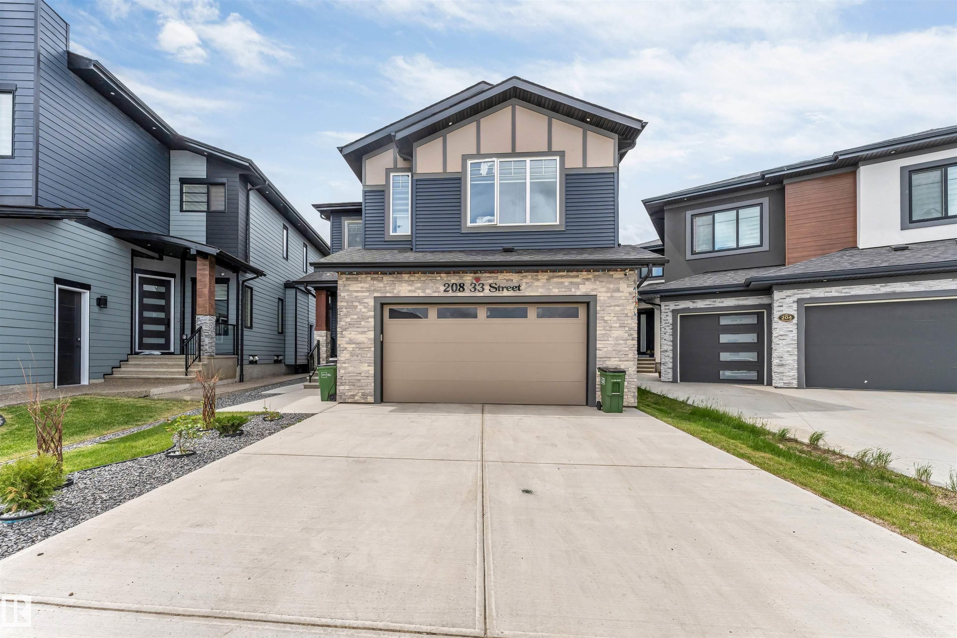 208 33 Street SW, Alces, Edmonton