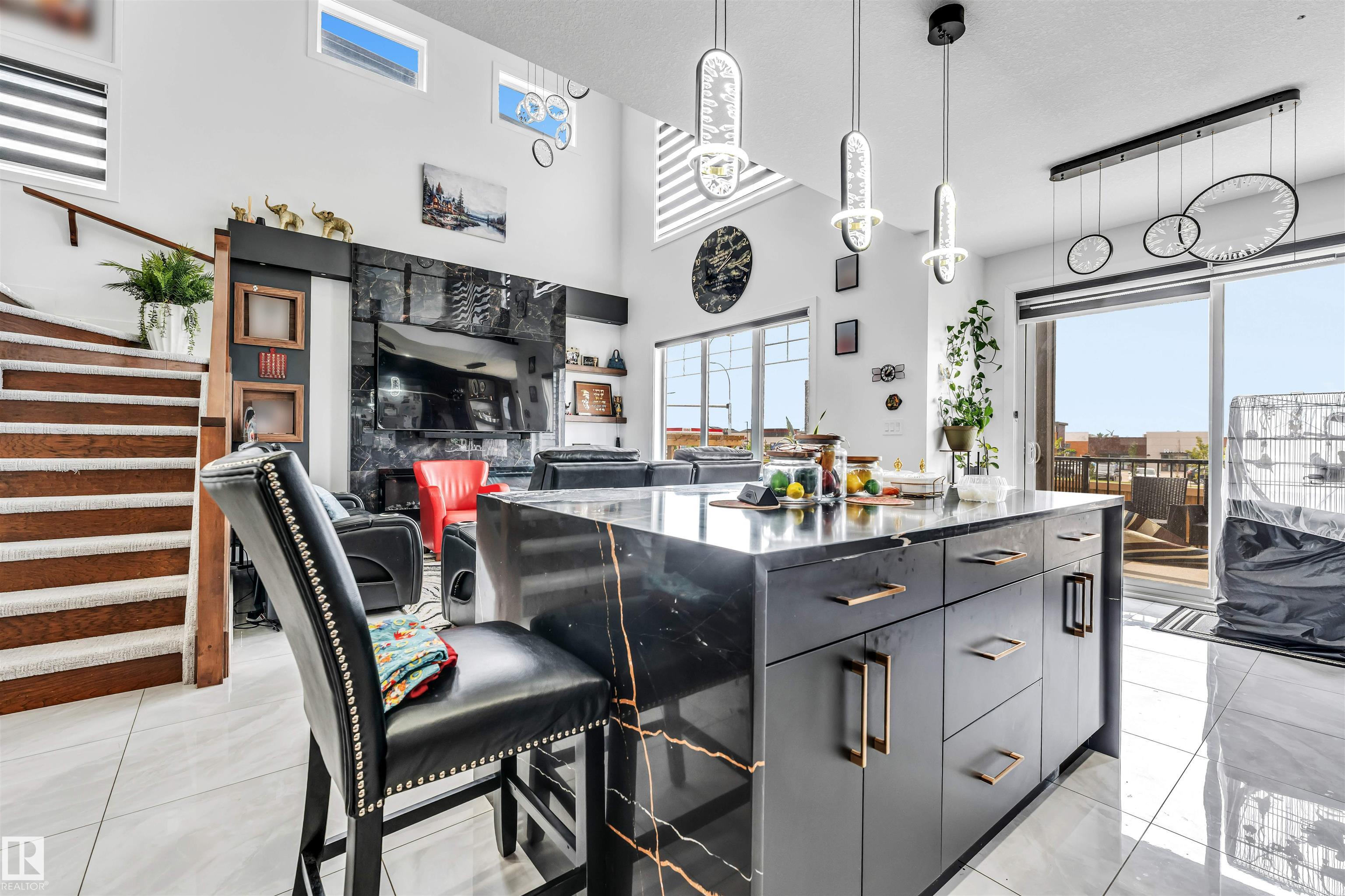 https://zimg.paragon.ice.com/ParagonImages/Property/PM/RAE/225407661/15/0/0/0f223c2fbcf1cb2755feb15f41846855/1/658895935557856b779b578637800647/225407661-a8e25a3f-63f8-4fb9-91e9-9aa56501b32e.JPG
