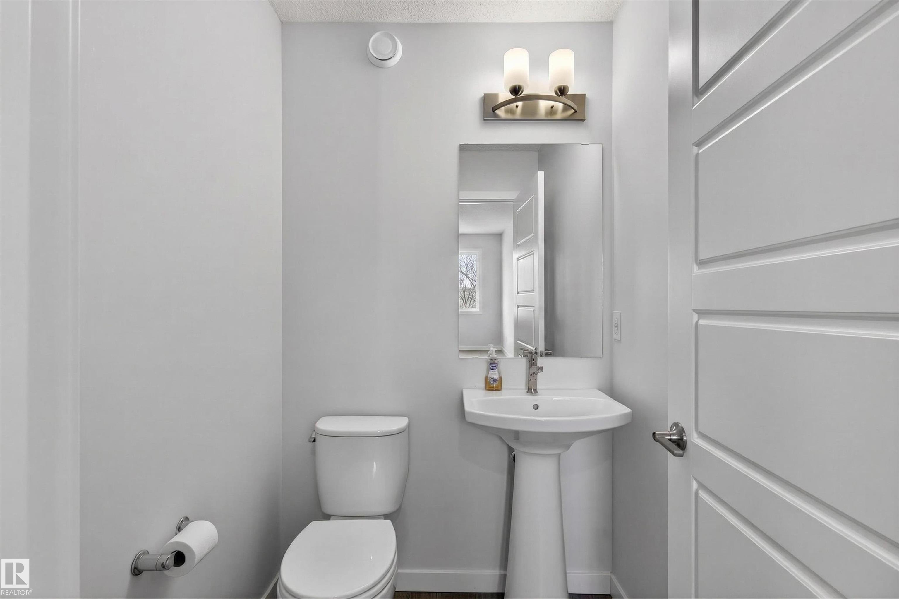 Photo 15 at 2422 Trumpeter Way NW, Trumpeter Area, Edmonton
