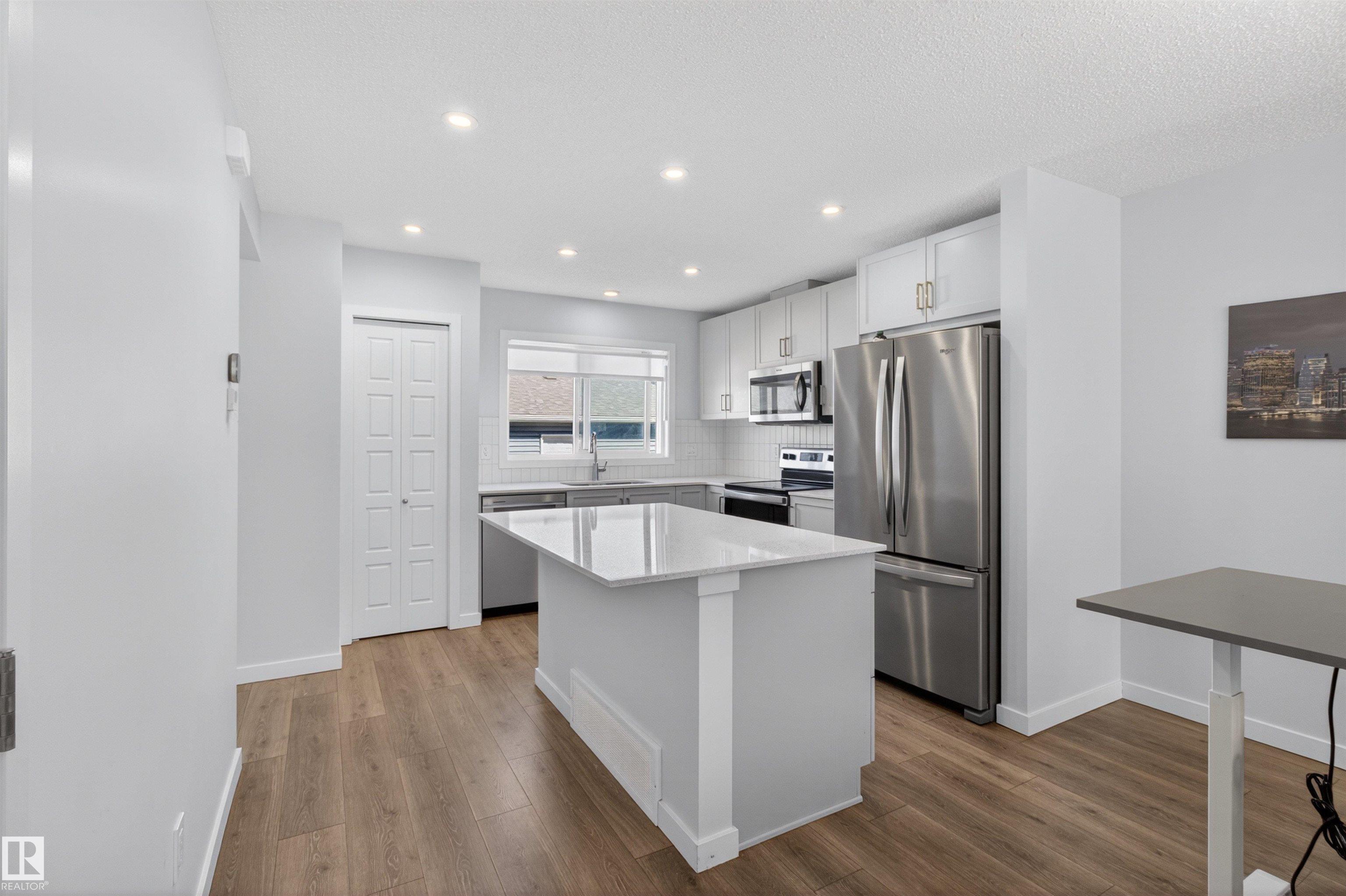 Photo 6 at 2422 Trumpeter Way NW, Trumpeter Area, Edmonton