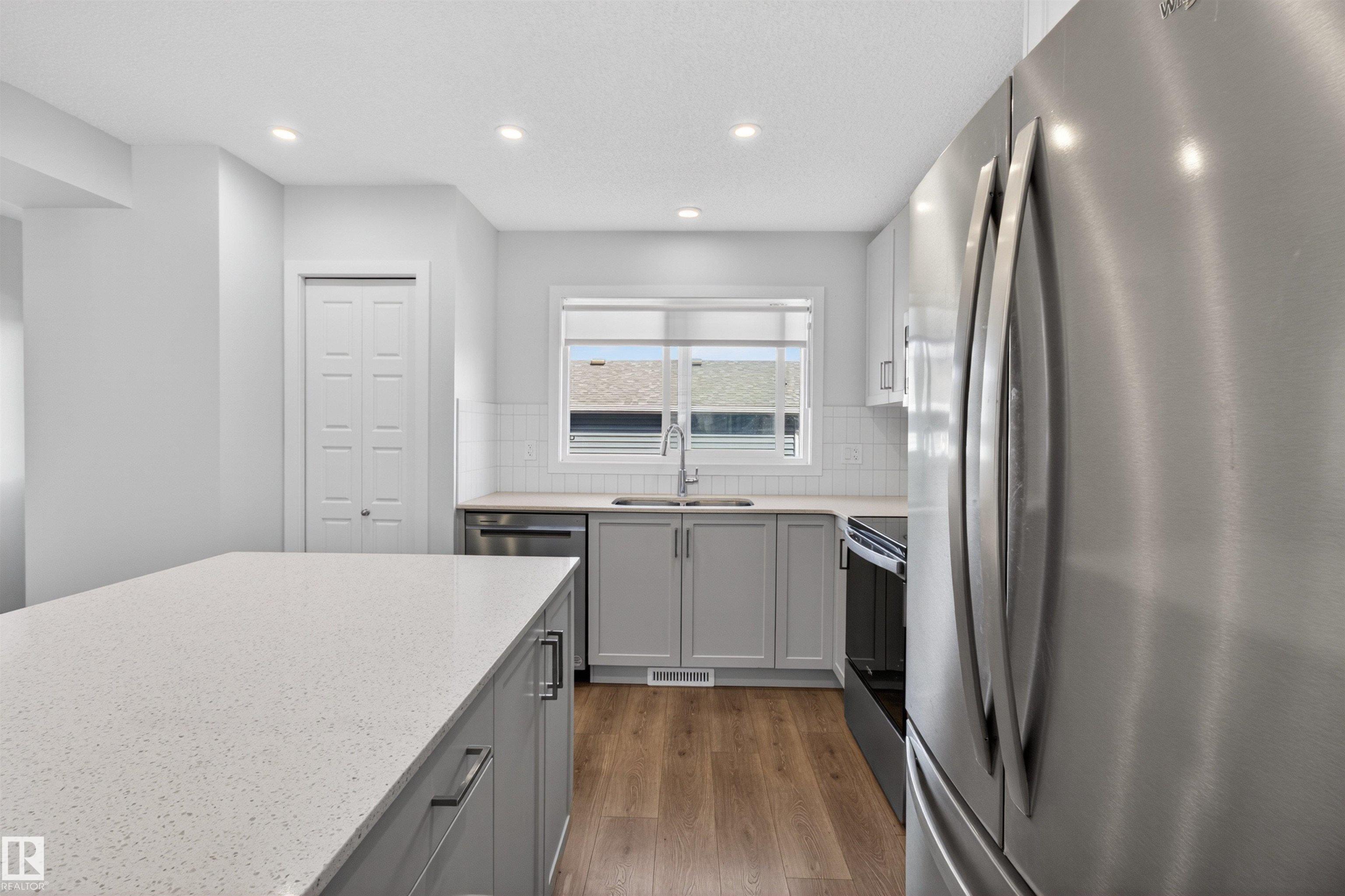 Photo 7 at 2422 Trumpeter Way NW, Trumpeter Area, Edmonton