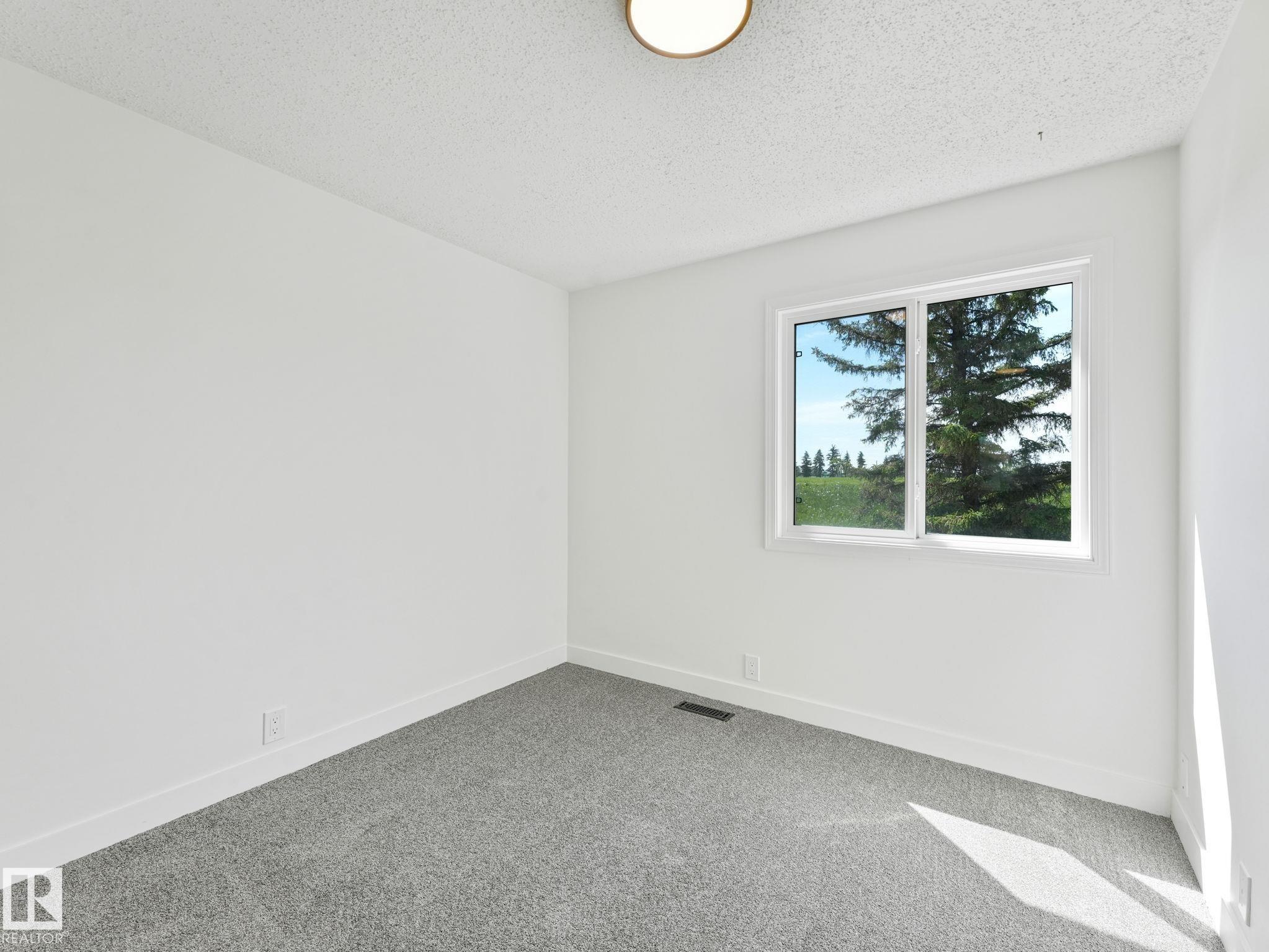 Photo 16 at 10 - 13833 30 Street NW, Hairsine, Edmonton