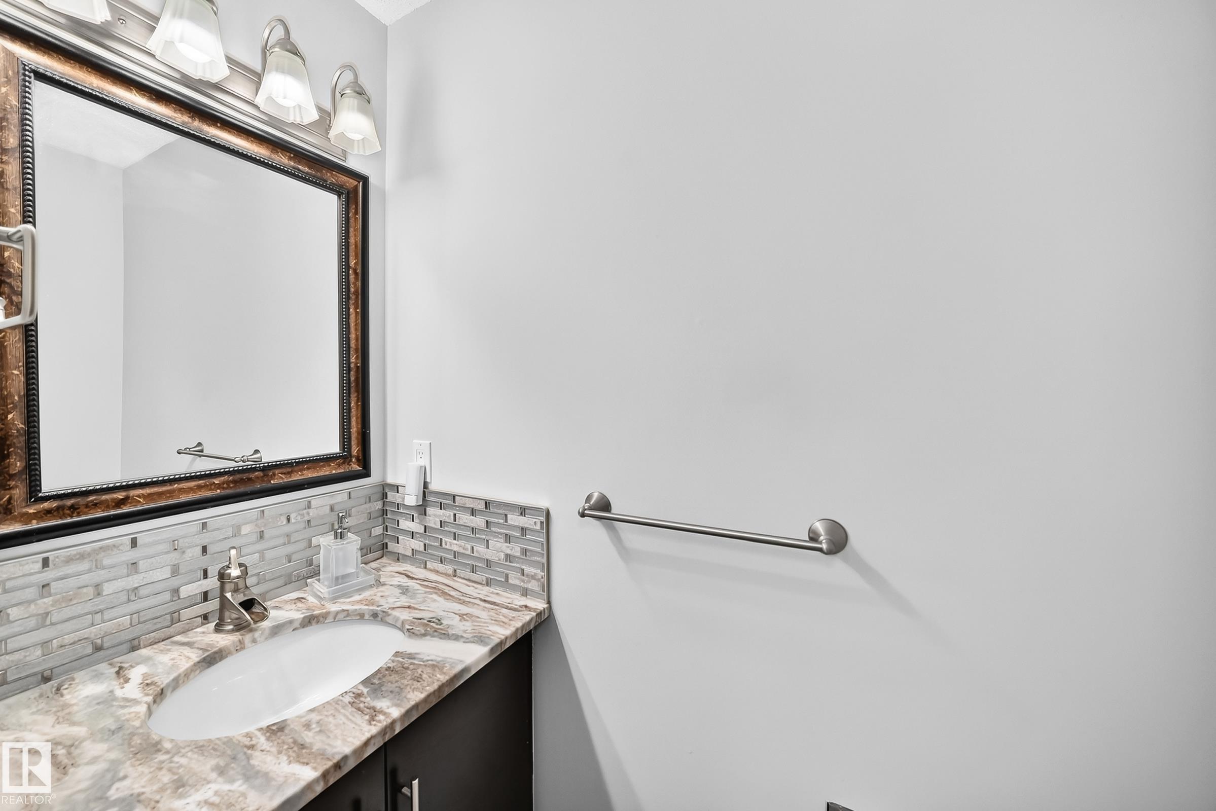 Photo 23 at 4216 47 Street NW, Jackson Heights, Edmonton