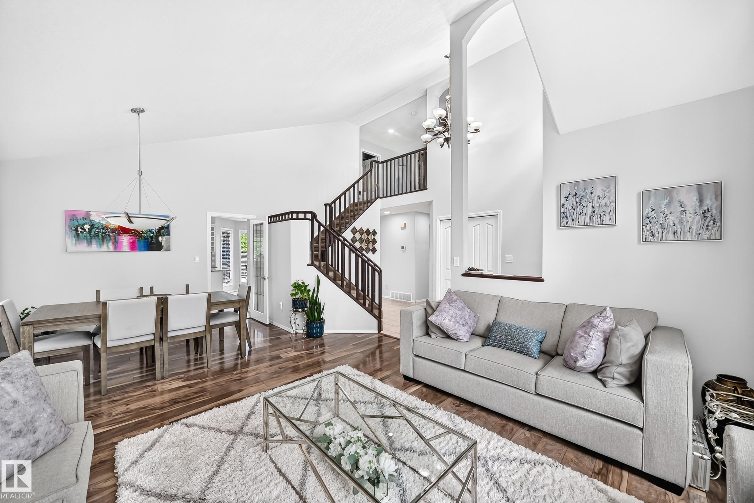 Photo 7 at 4216 47 Street NW, Jackson Heights, Edmonton