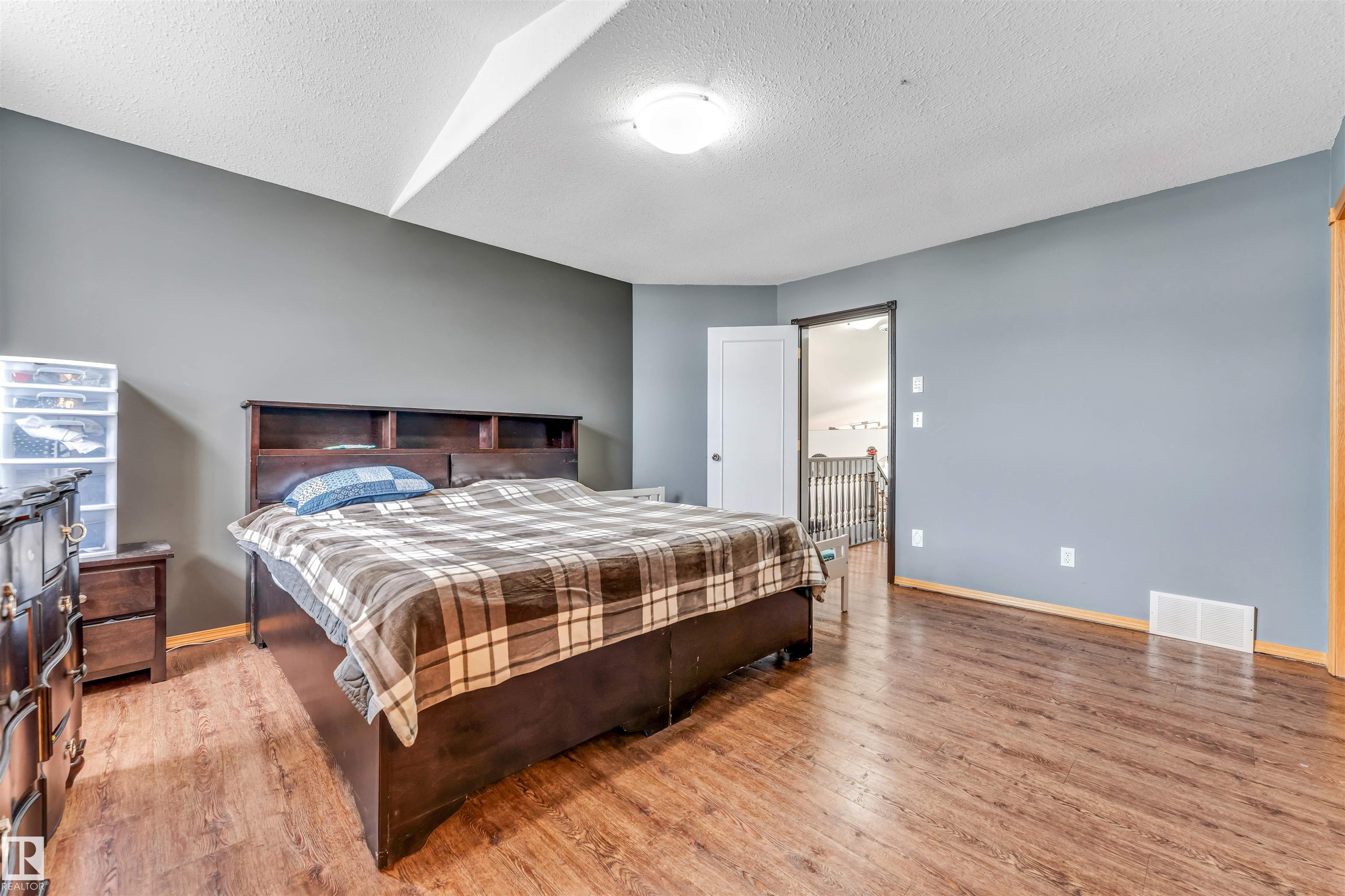 Photo 31 at 6719 164 Avenue NW, Ozerna, Edmonton