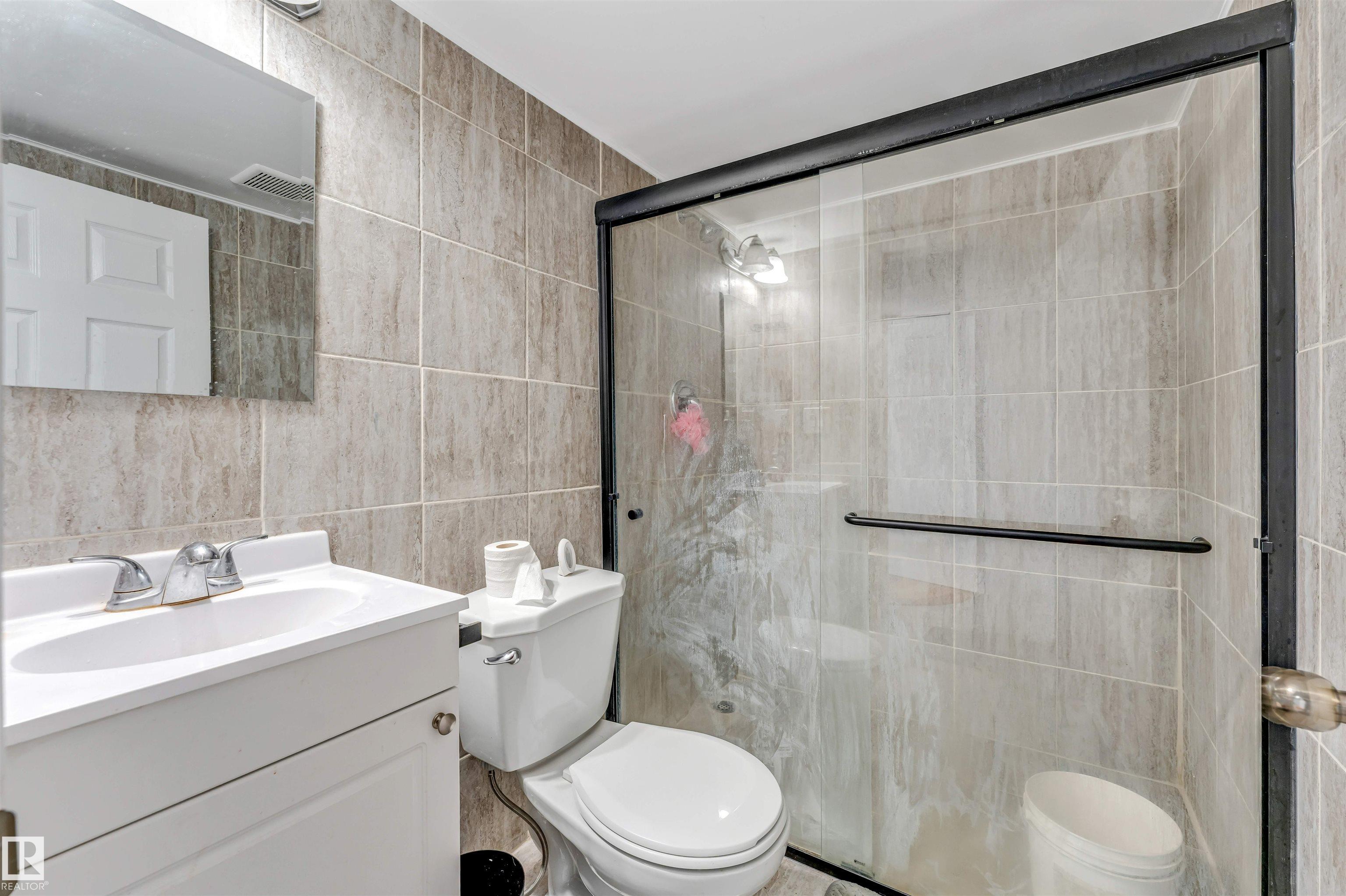 Photo 35 at 6719 164 Avenue NW, Ozerna, Edmonton