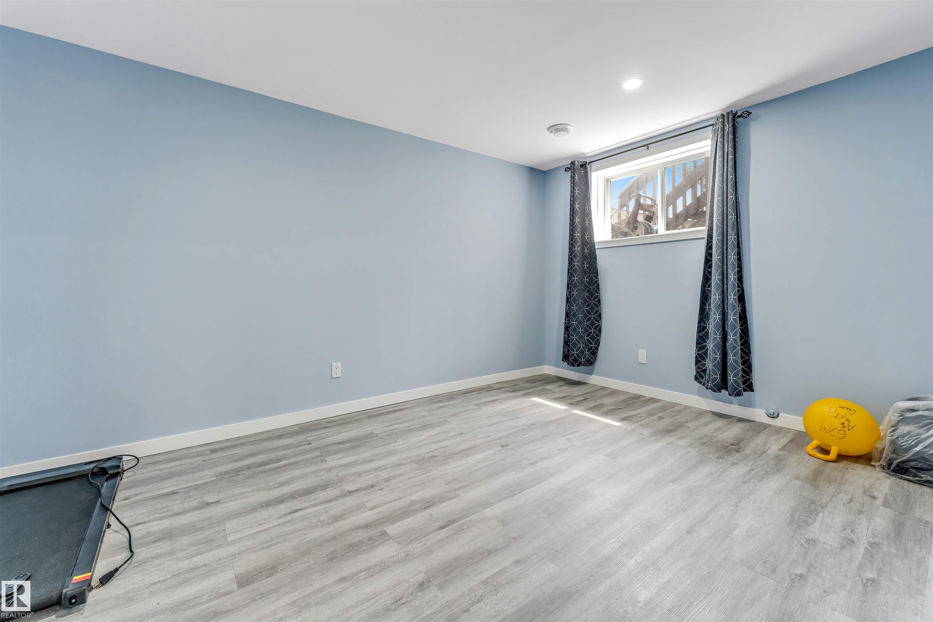 Photo 36 at 6719 164 Avenue NW, Ozerna, Edmonton