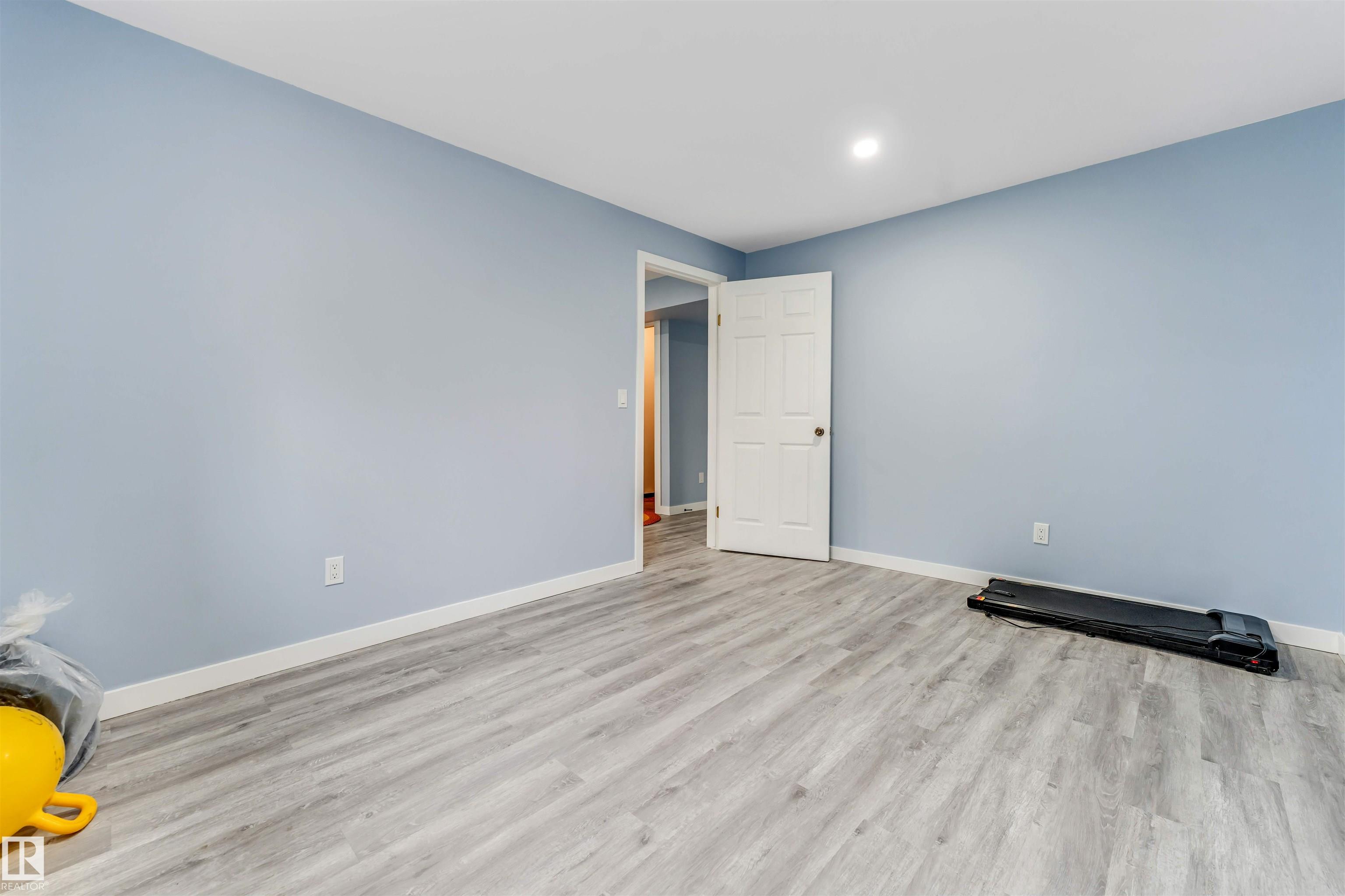 Photo 37 at 6719 164 Avenue NW, Ozerna, Edmonton