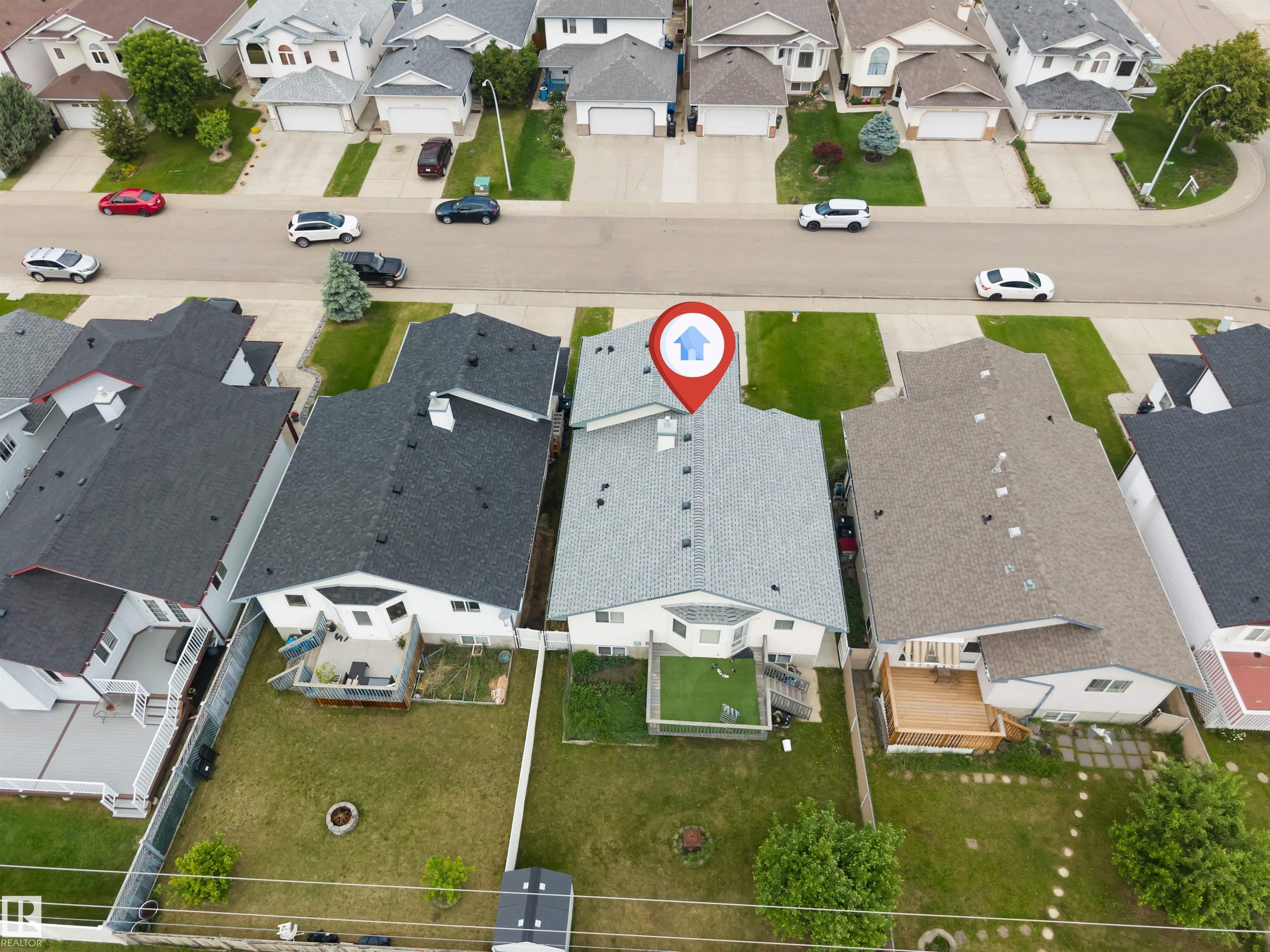 Photo 8 at 6719 164 Avenue NW, Ozerna, Edmonton