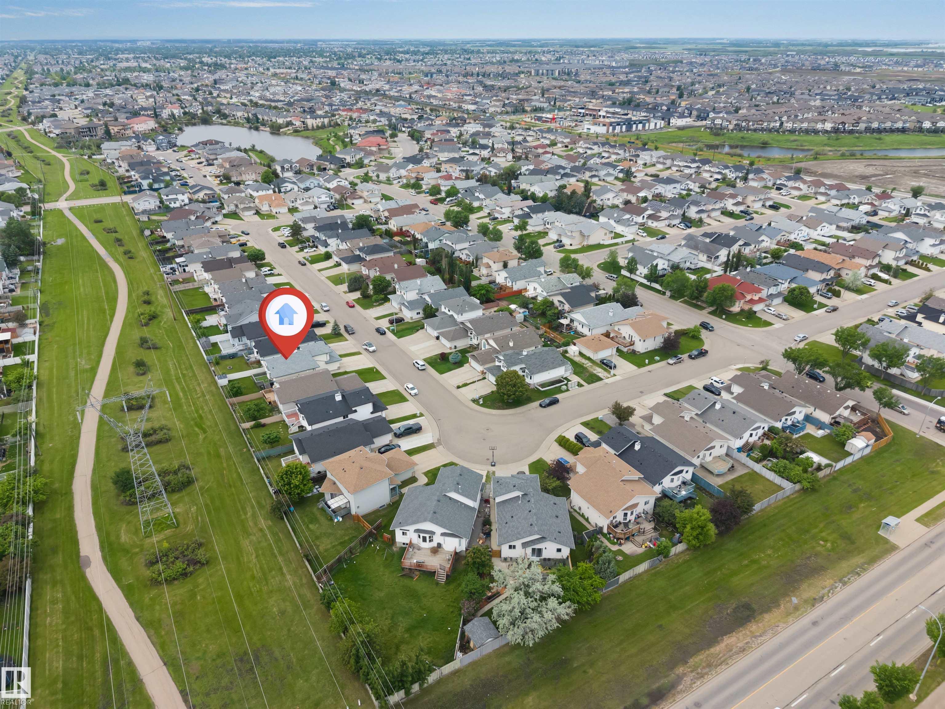 Photo 10 at 6719 164 Avenue NW, Ozerna, Edmonton