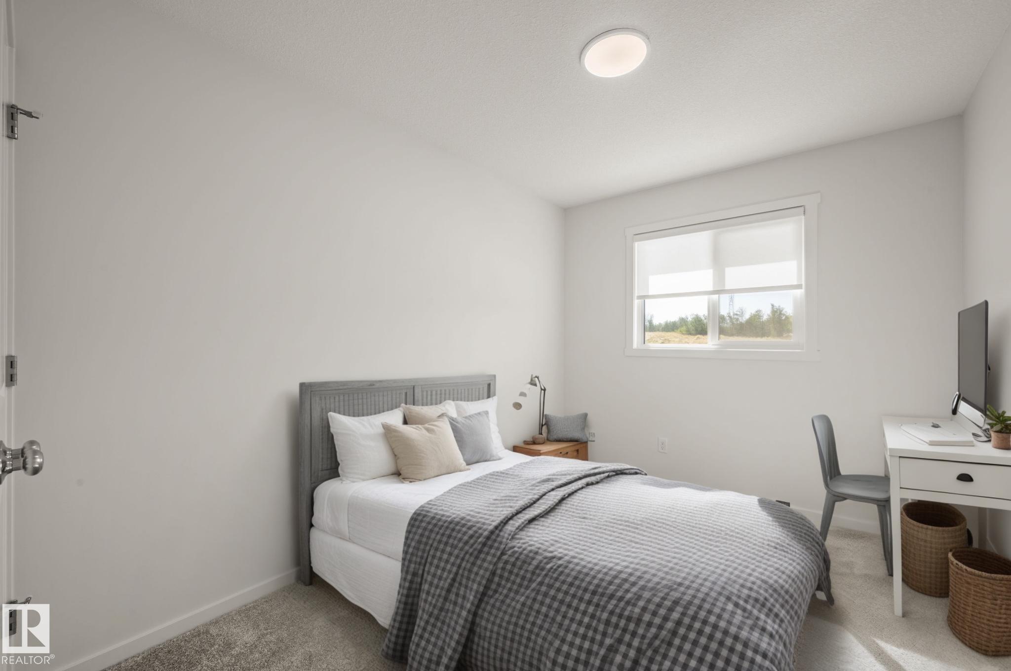 Photo 10 at 138 Chappelle Drive SW, Chappelle Area, Edmonton