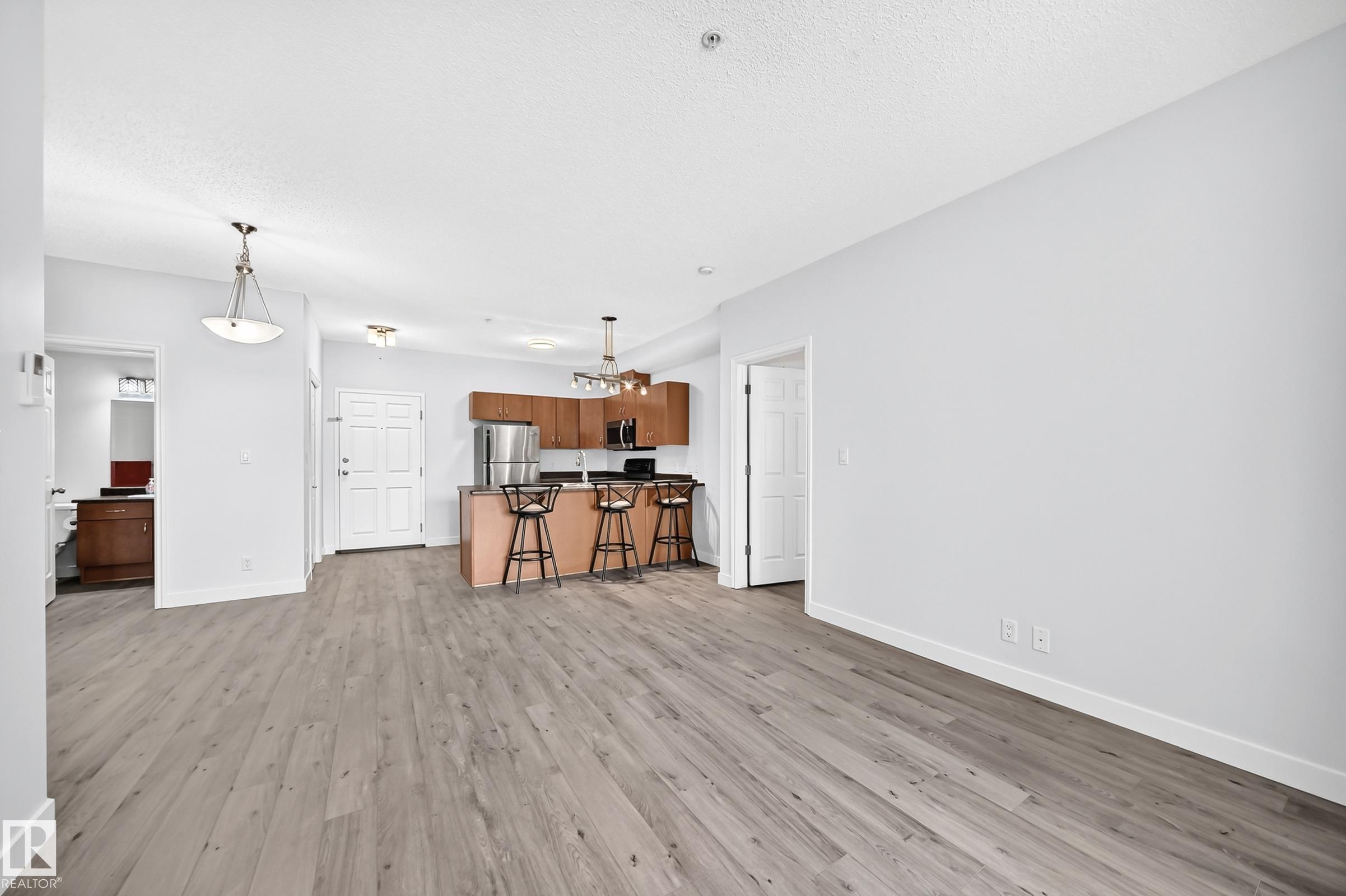 Photo 15 at 319 - 10235 112 Street NW, Wîhkwêntôwin, Edmonton