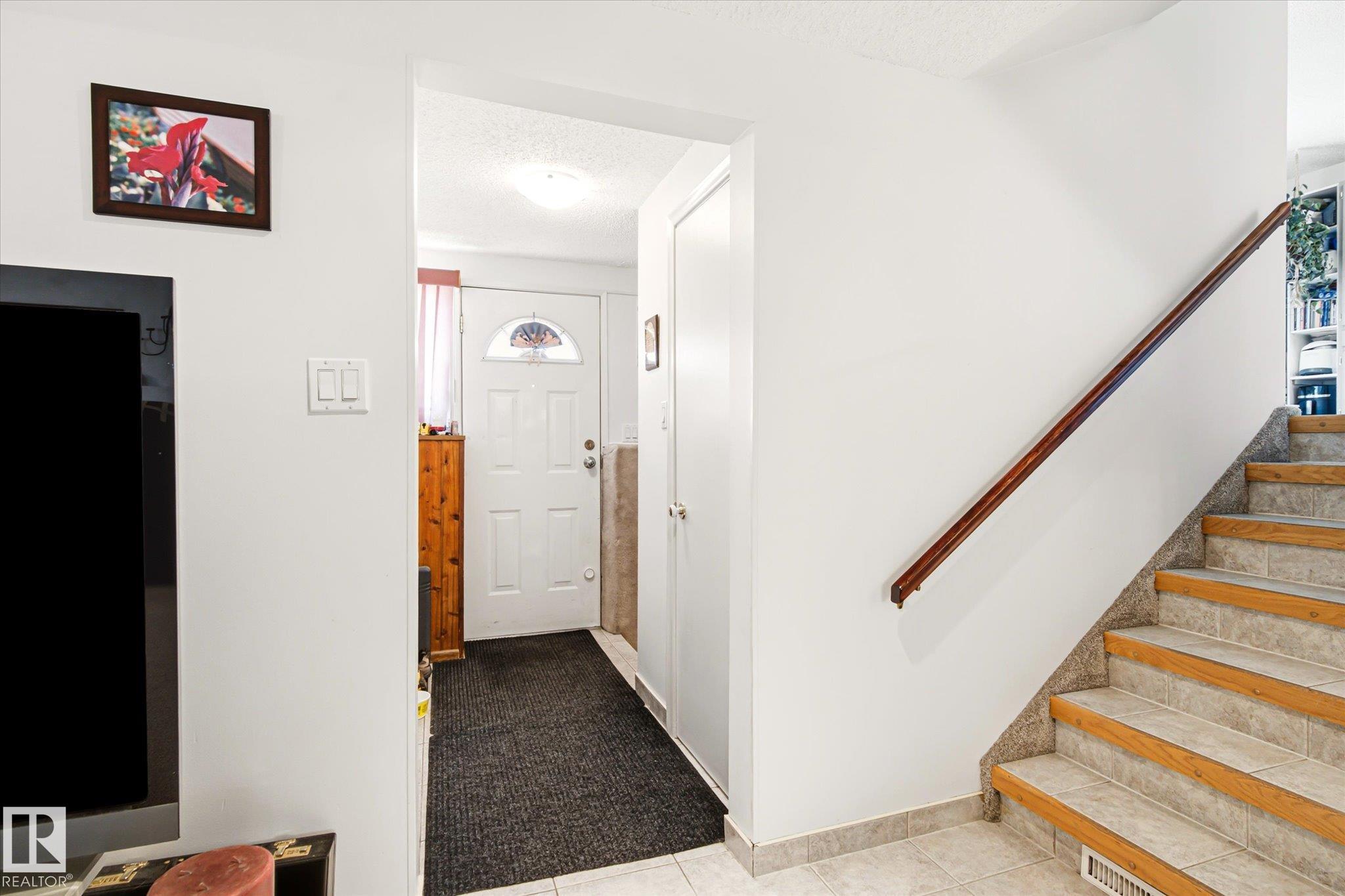 Photo 27 at 13415 118 Avenue NW, Woodcroft, Edmonton