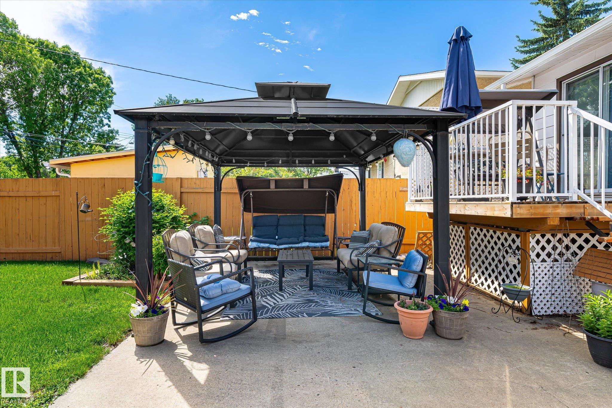 Photo 35 at 13415 118 Avenue NW, Woodcroft, Edmonton