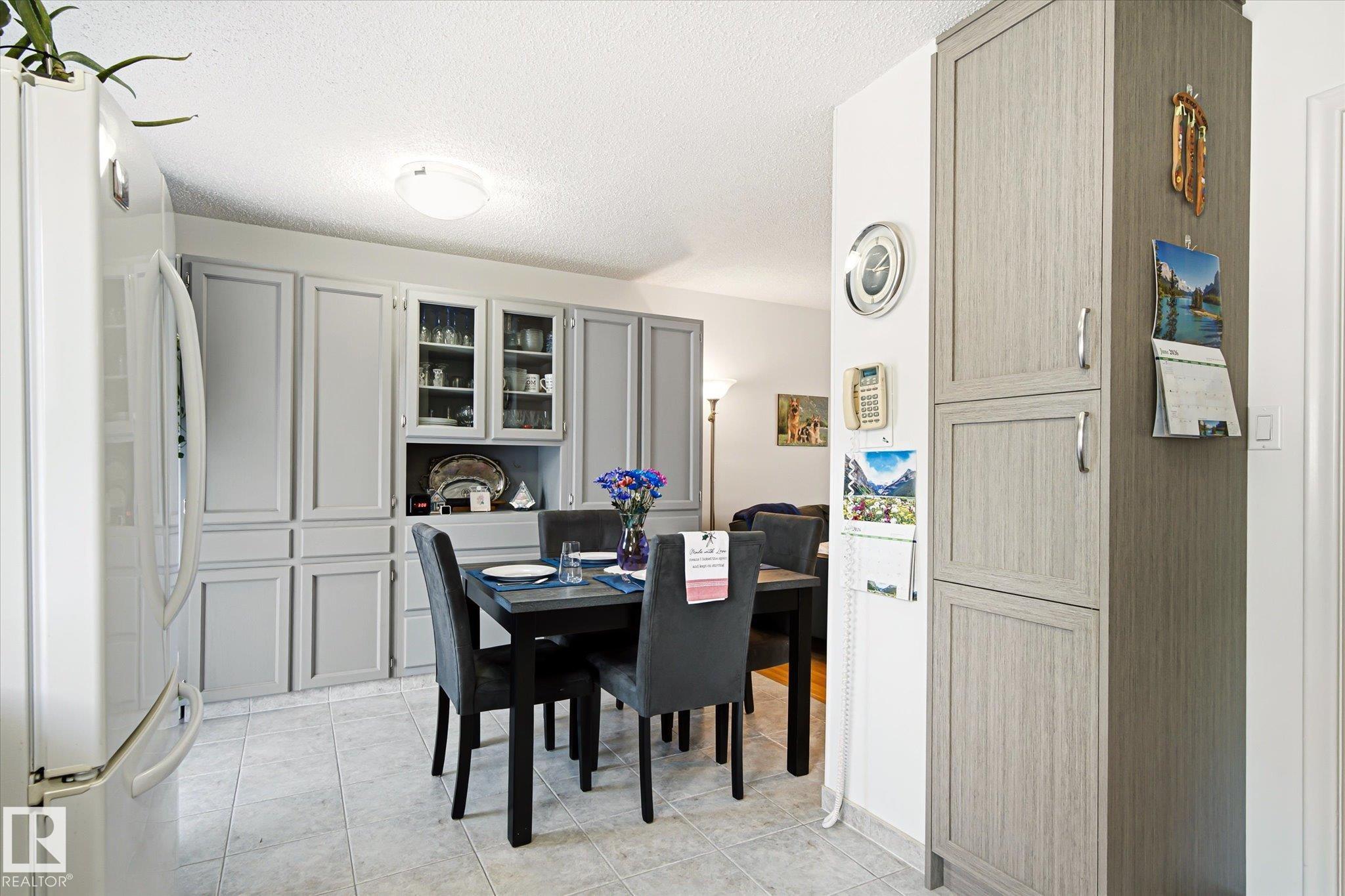 Photo 8 at 13415 118 Avenue NW, Woodcroft, Edmonton