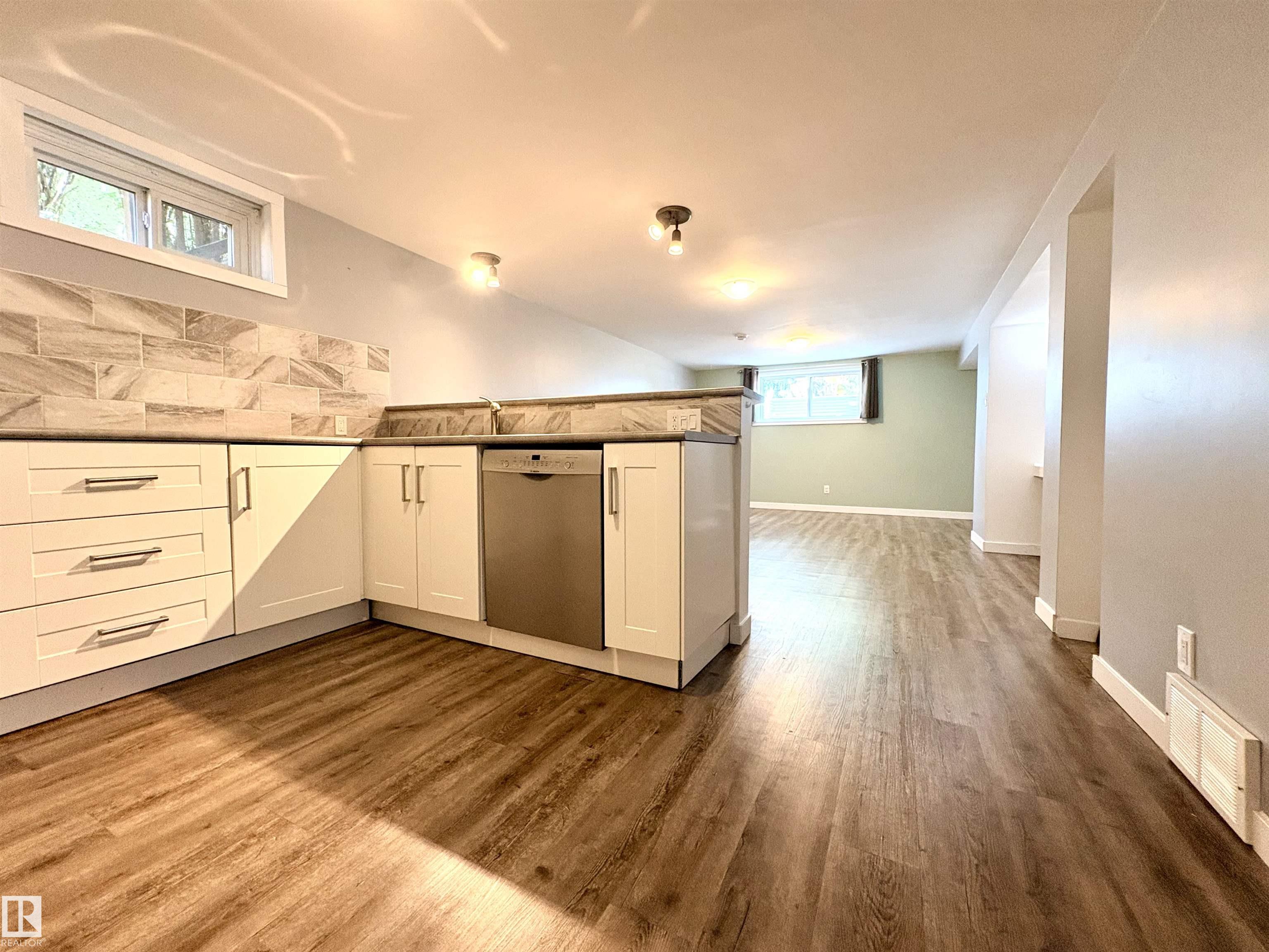 Photo 37 at 13316 106 Street NW, Rosslyn, Edmonton