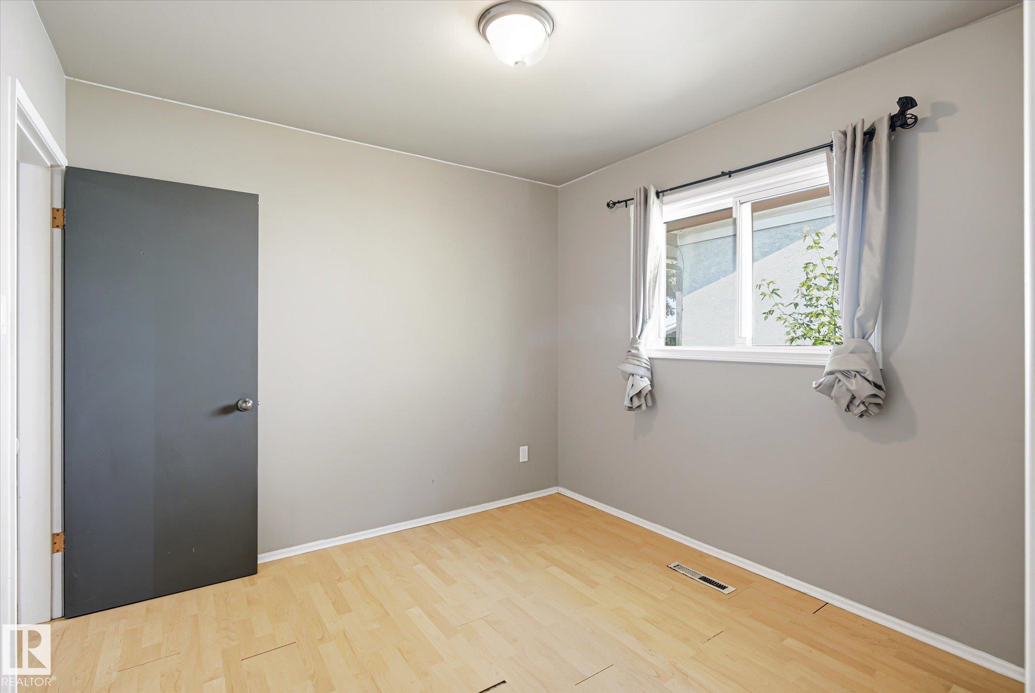 Photo 12 at 13104 132 Street NW, Athlone, Edmonton