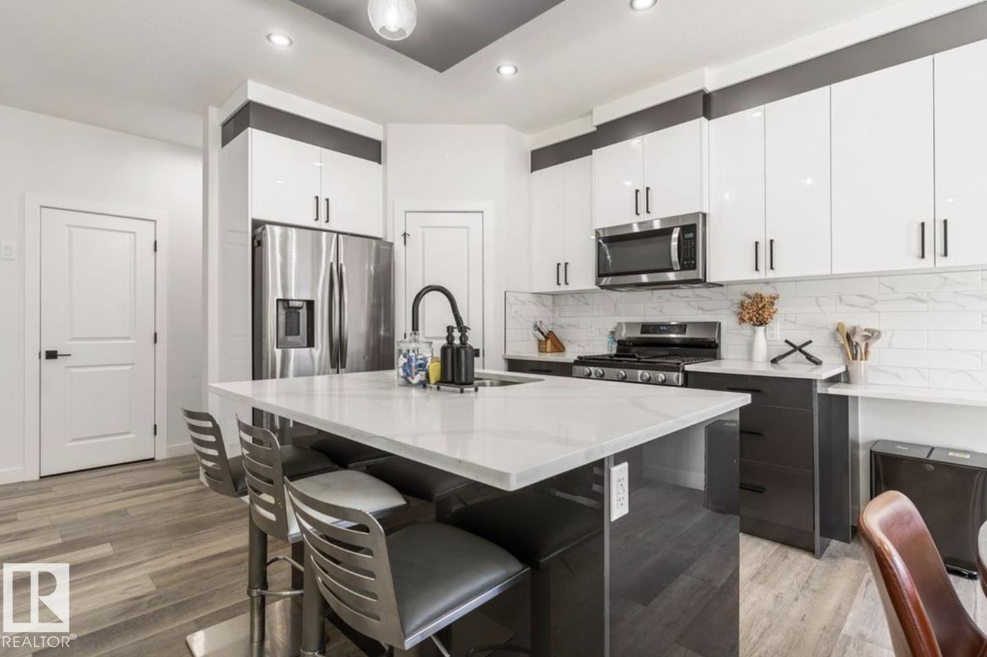 Photo 7 at 19703 29 Avenue NW, The Uplands, Edmonton
