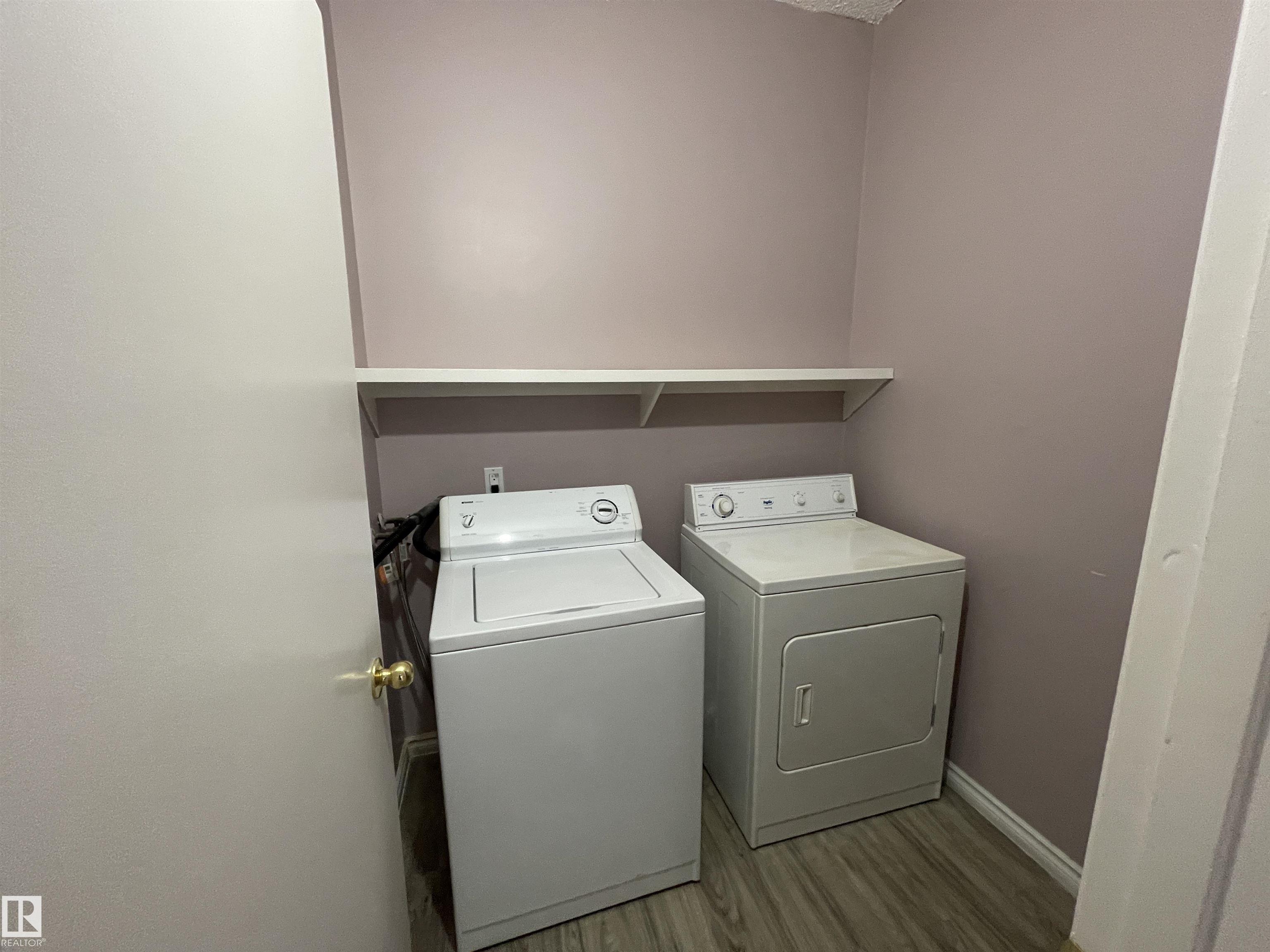 Photo 7 at 8930B 144 Avenue NW, Evansdale, Edmonton