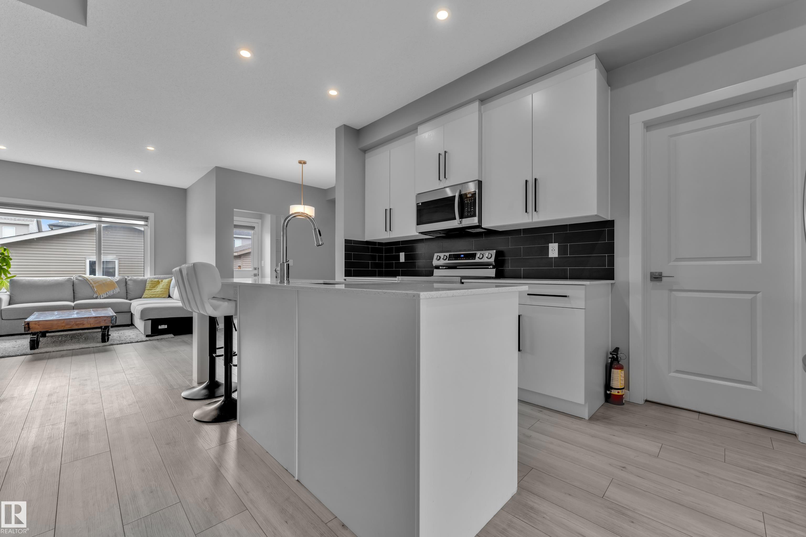 Photo 12 at 7043 182 Avenue NW, Crystallina Nera East, Edmonton