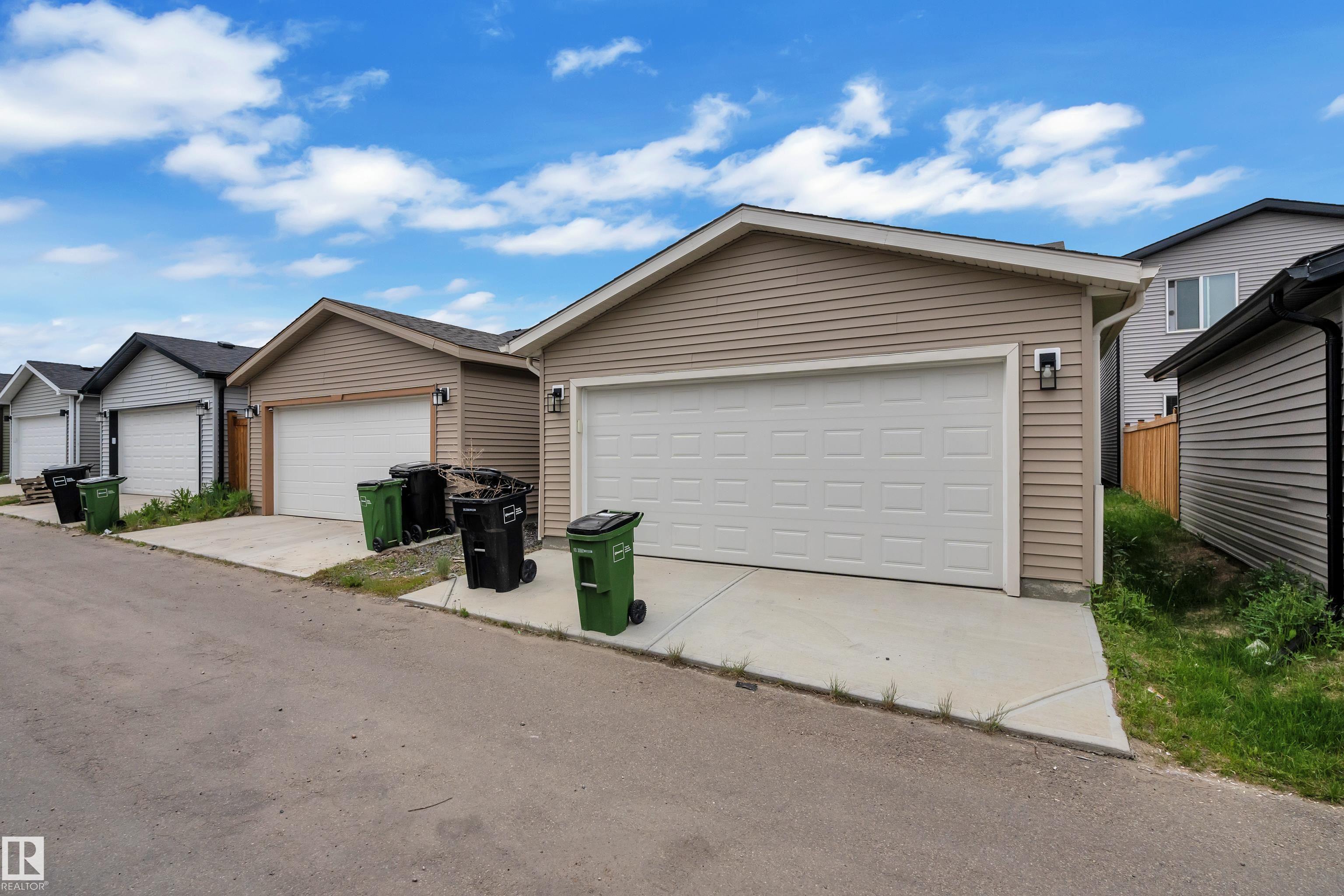 Photo 46 at 7043 182 Avenue NW, Crystallina Nera East, Edmonton
