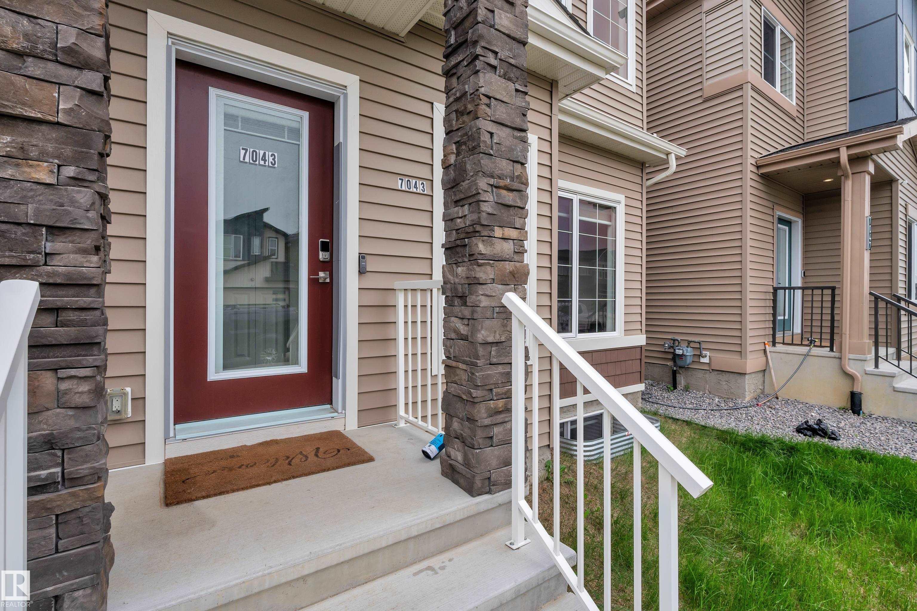 Photo 6 at 7043 182 Avenue NW, Crystallina Nera East, Edmonton