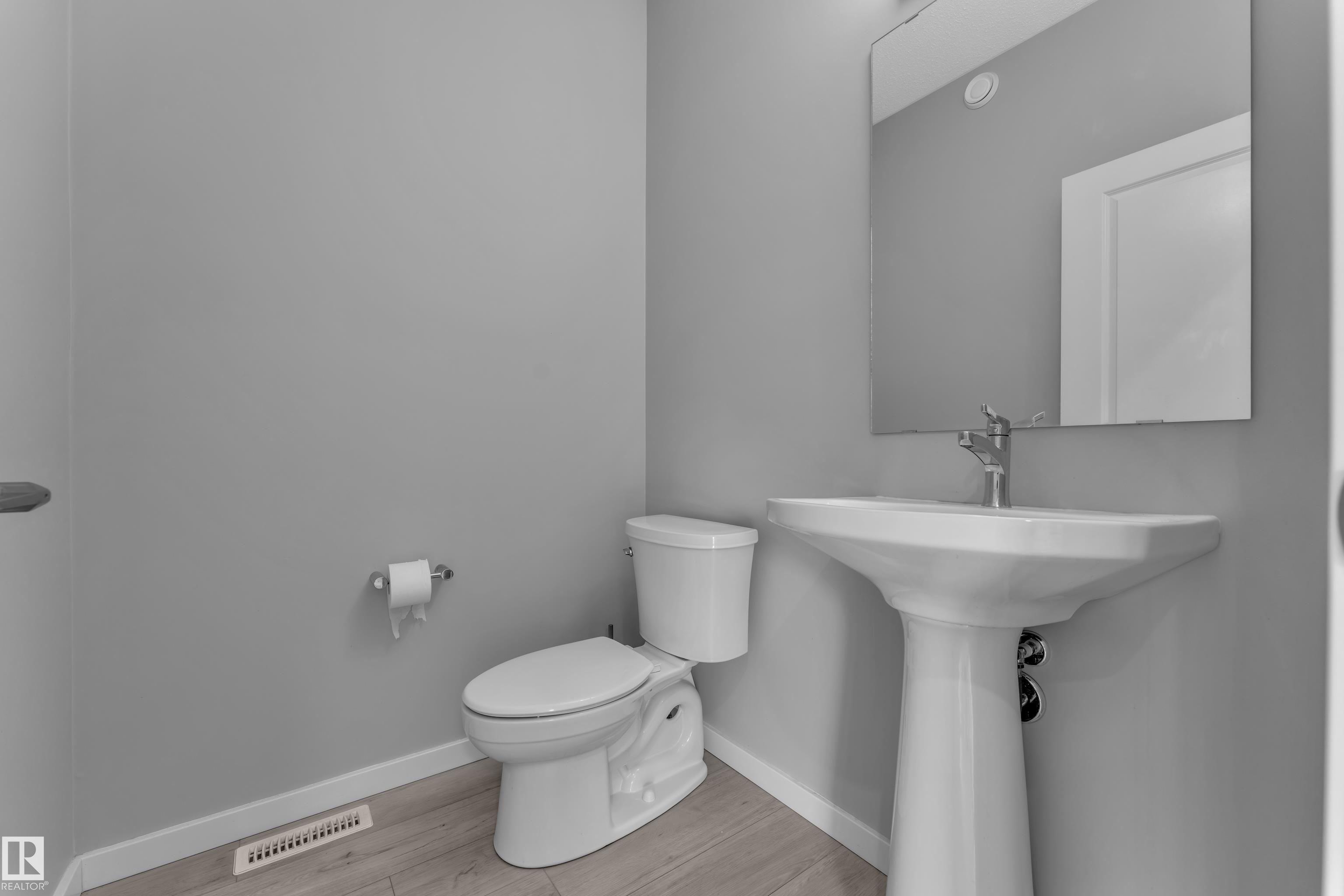 Photo 8 at 7043 182 Avenue NW, Crystallina Nera East, Edmonton
