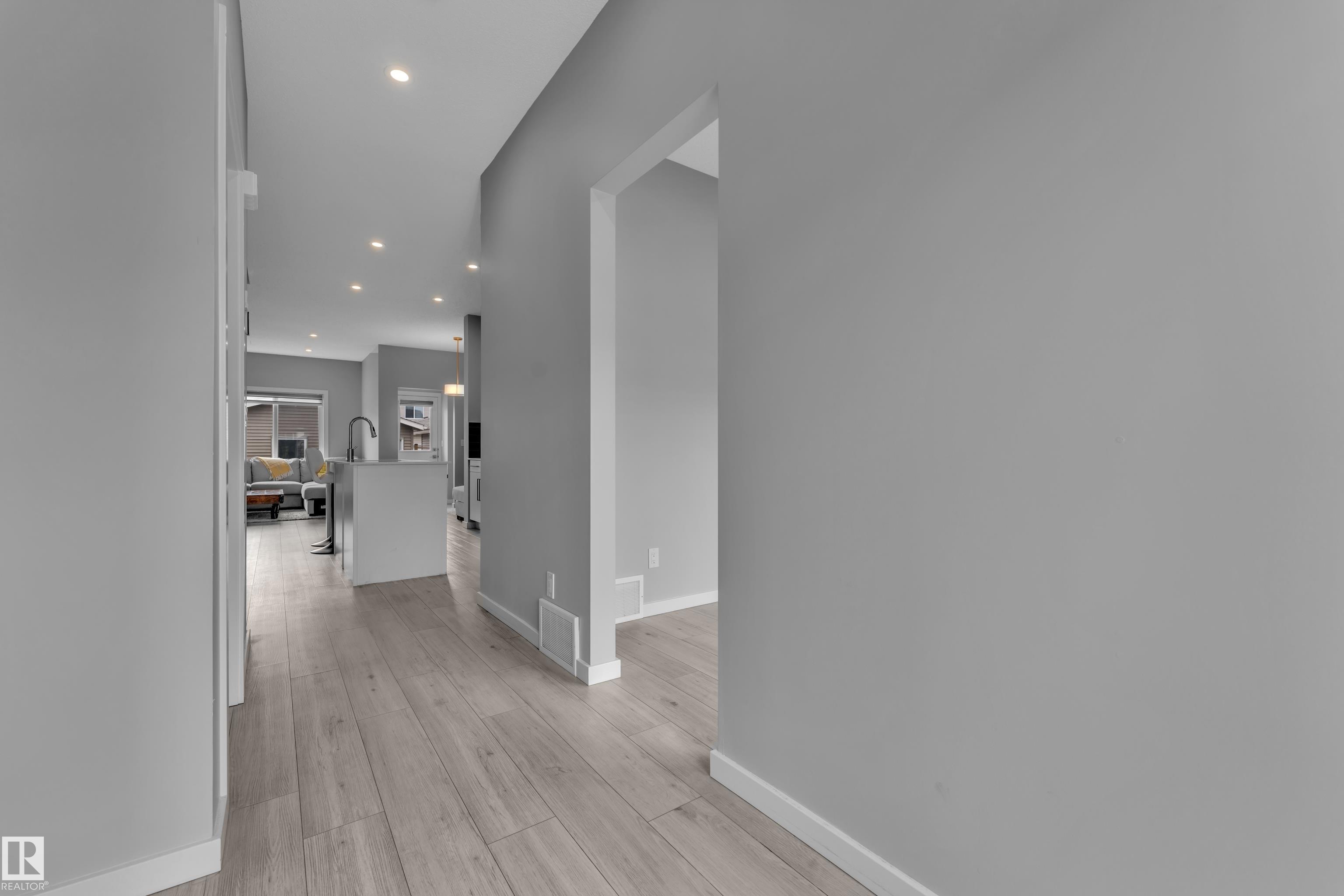 Photo 9 at 7043 182 Avenue NW, Crystallina Nera East, Edmonton