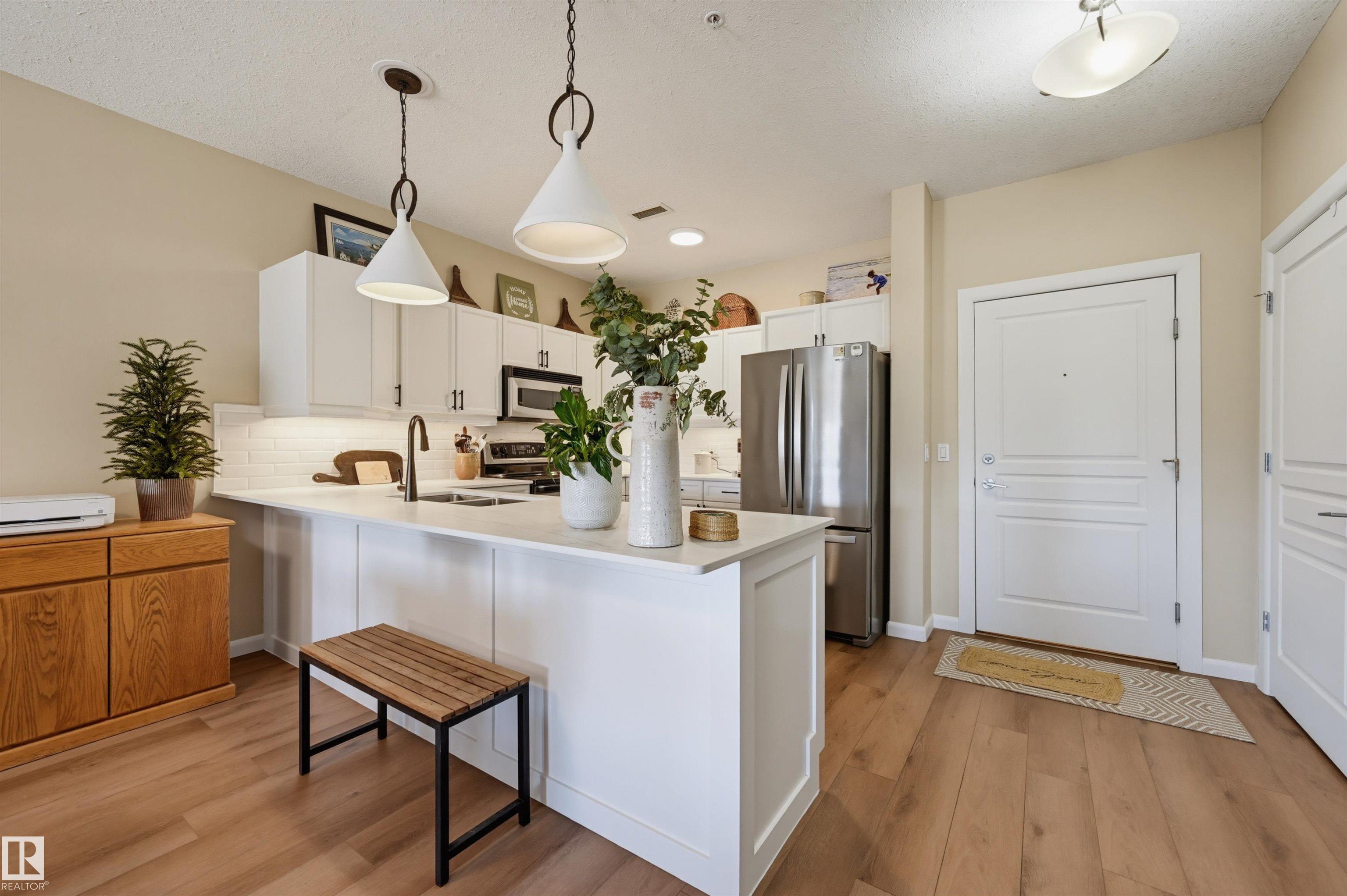 Photo 9 at 328 - 160 Magrath Road NW, Magrath Heights, Edmonton
