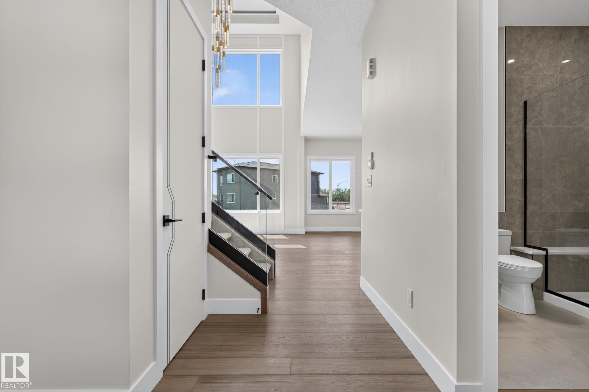 Photo 13 at 7664 Kimiwan Crescent SW, Keswick, Edmonton