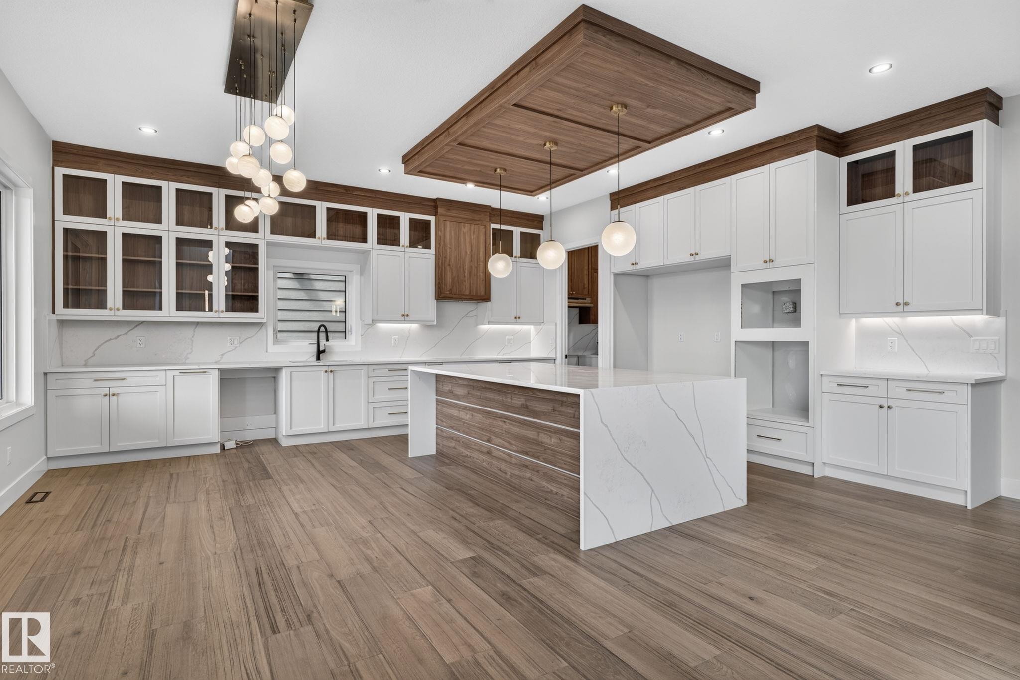 Photo 15 at 7664 Kimiwan Crescent SW, Keswick, Edmonton
