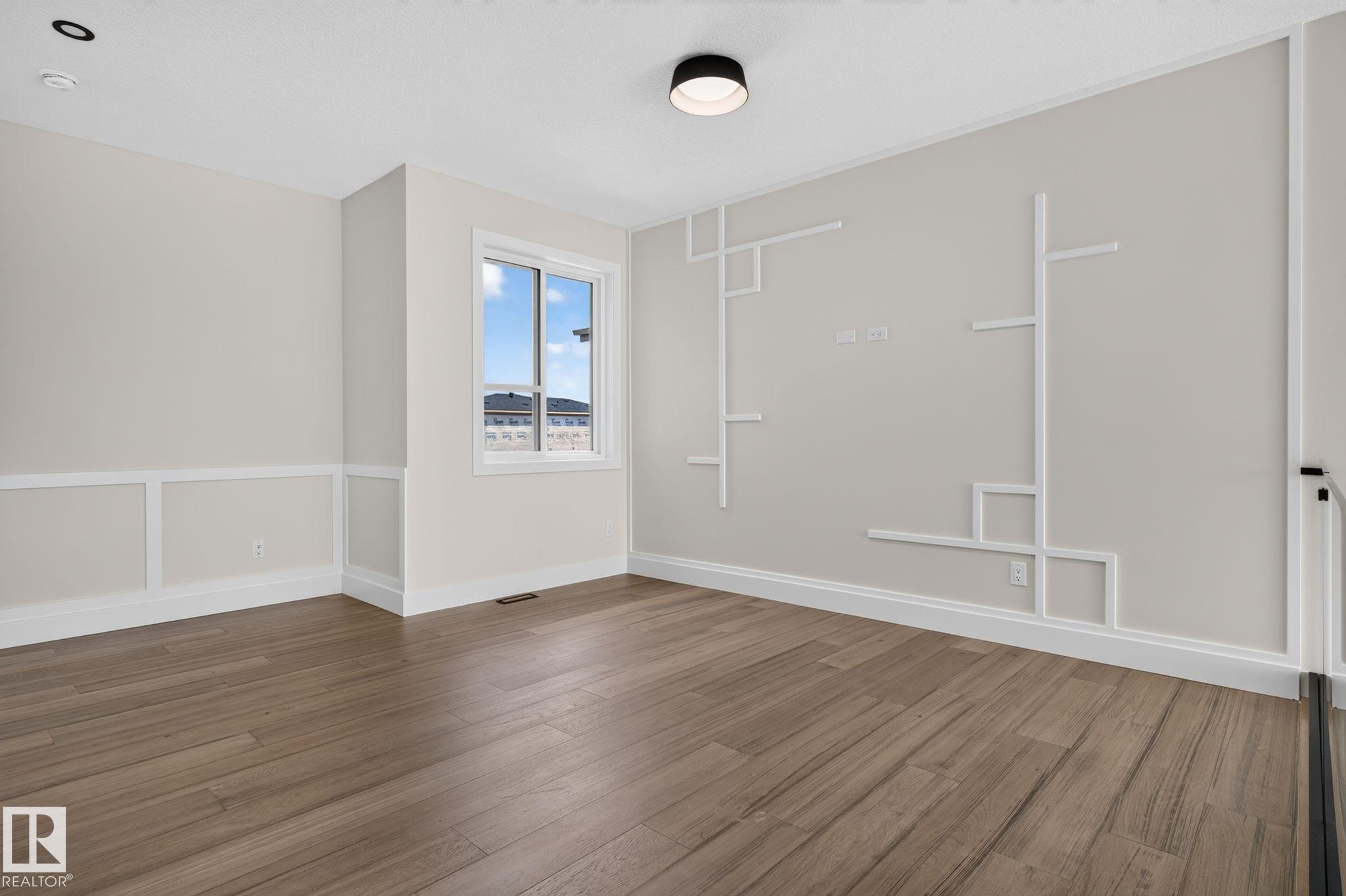 Photo 39 at 7664 Kimiwan Crescent SW, Keswick, Edmonton