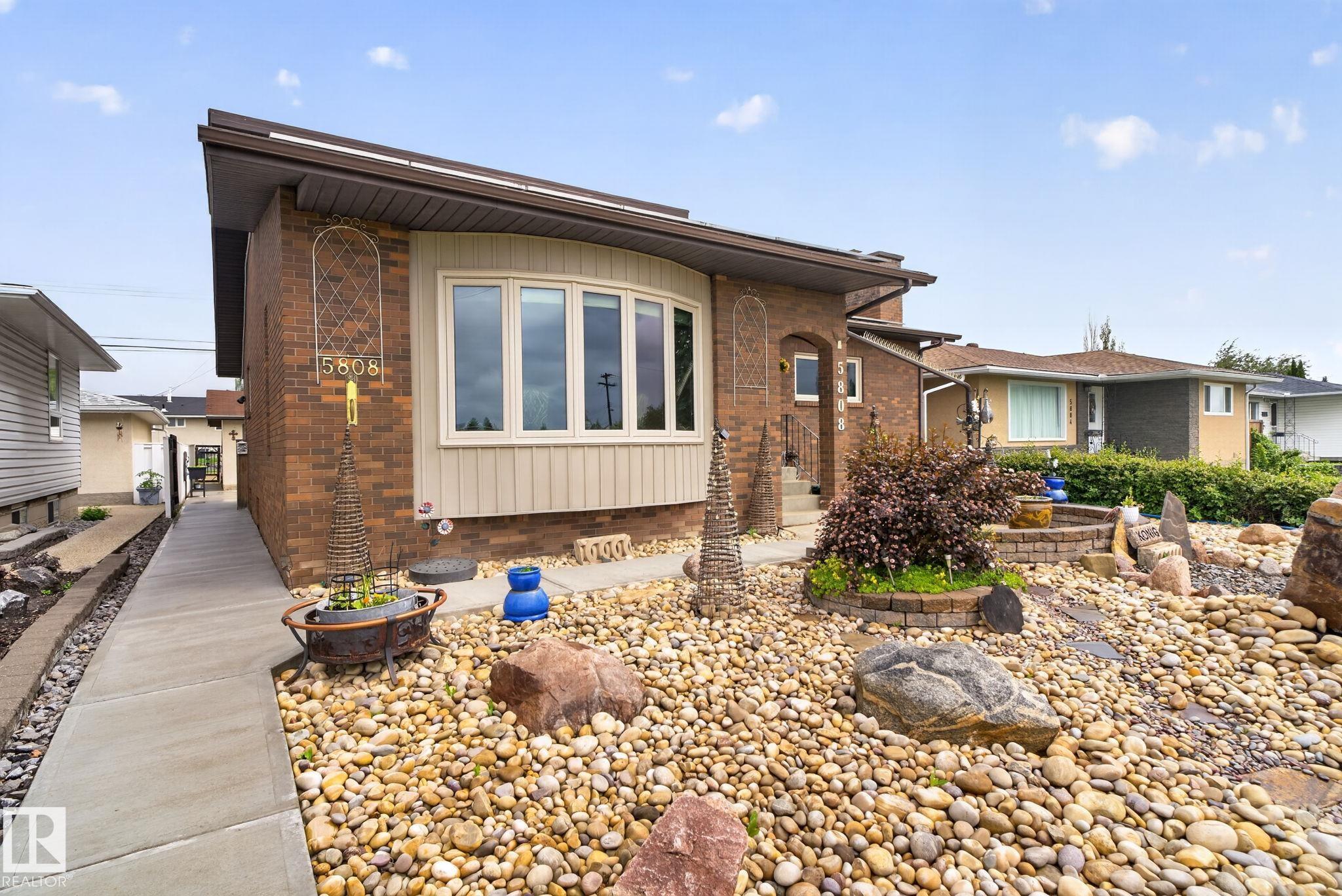 Photo 3 at 5808 Austin O'brien Road NW, Ottewell, Edmonton