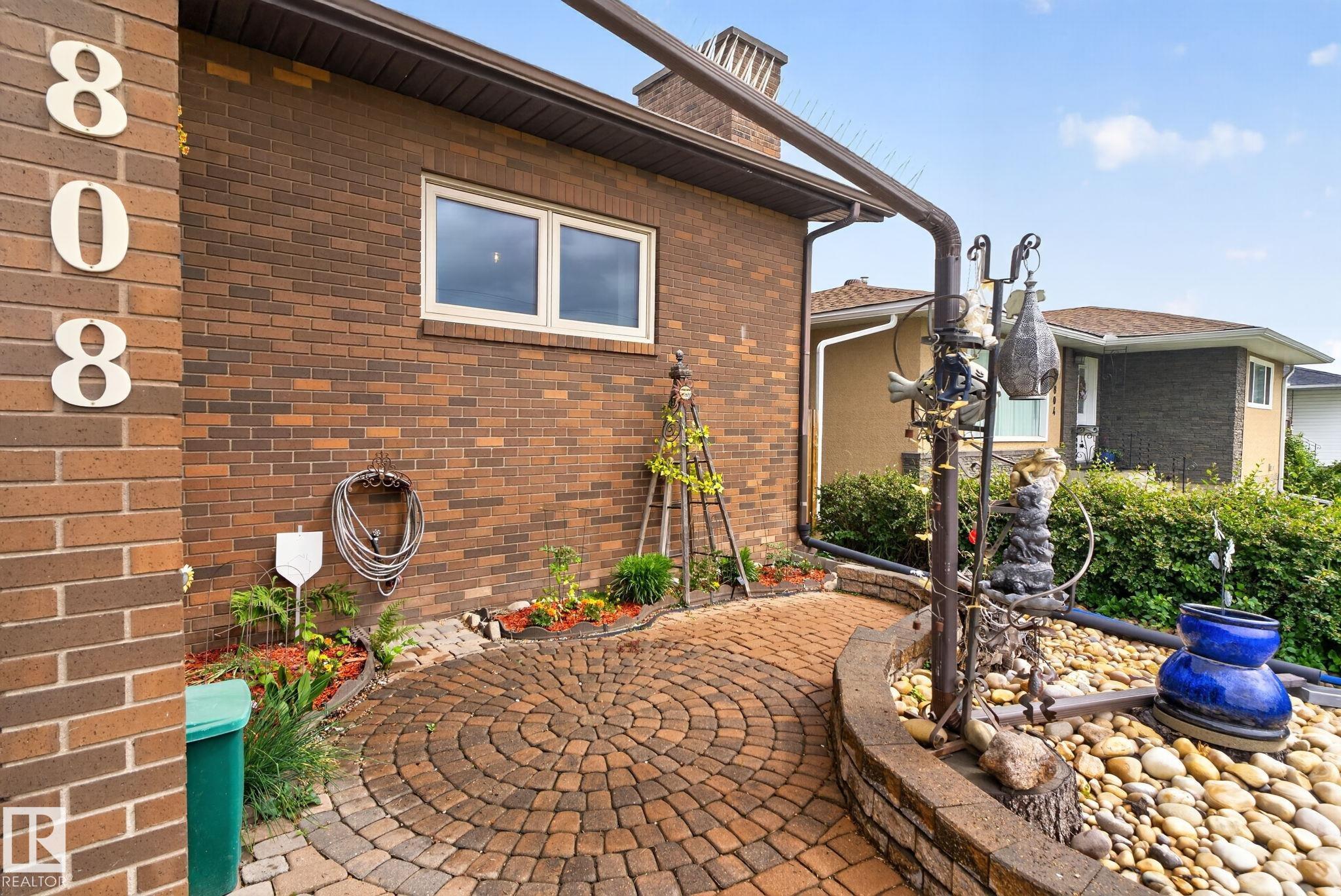 Photo 4 at 5808 Austin O'brien Road NW, Ottewell, Edmonton
