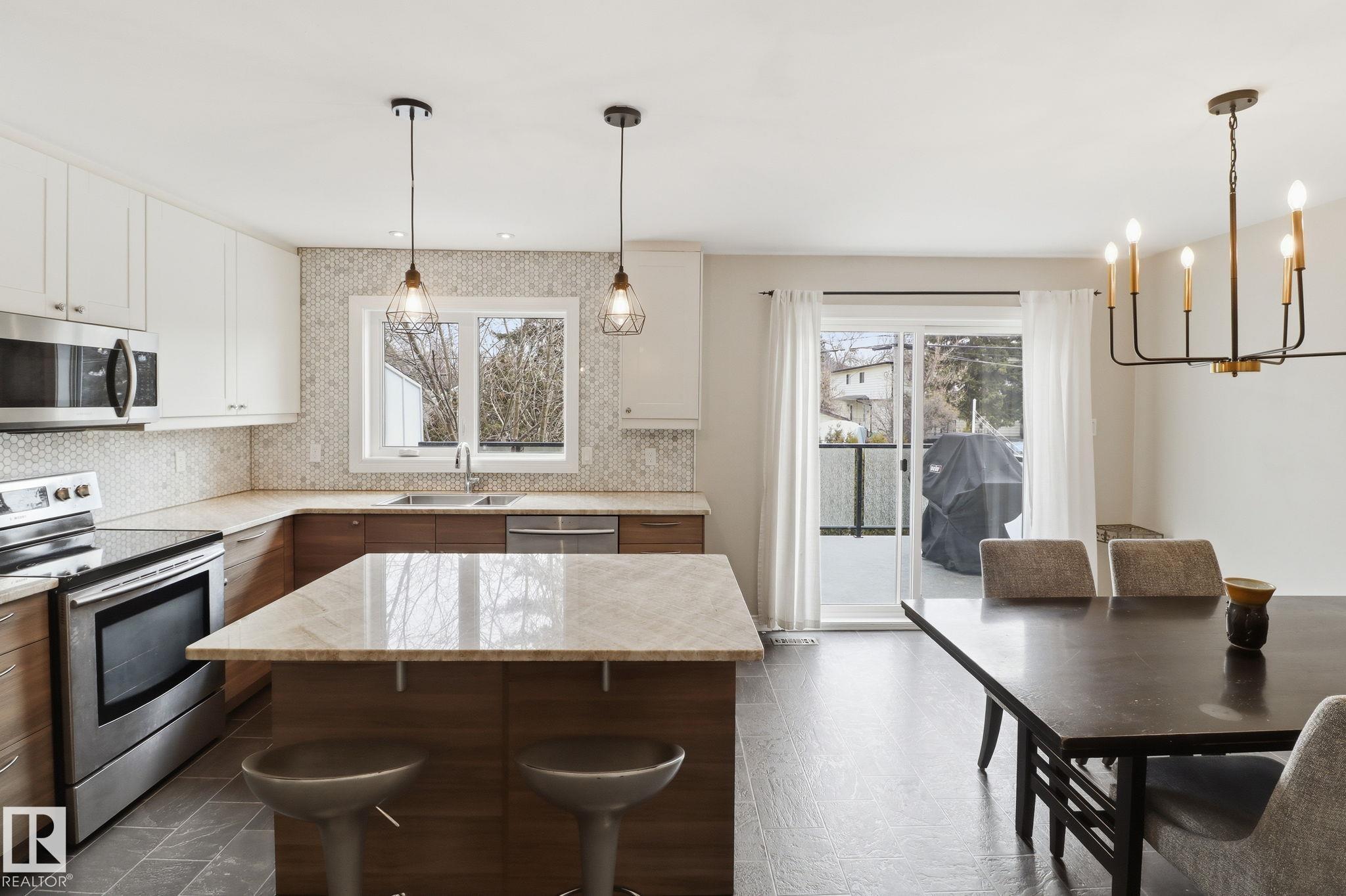 Photo 12 at 9023 95 Street NW, Bonnie Doon, Edmonton