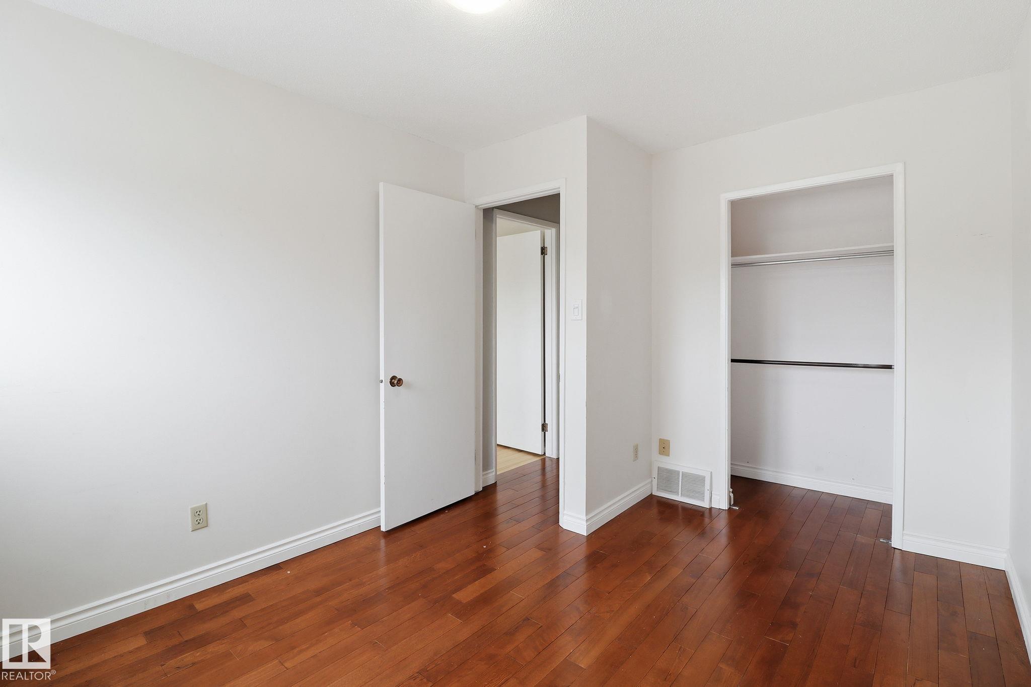 Photo 34 at 9023 95 Street NW, Bonnie Doon, Edmonton
