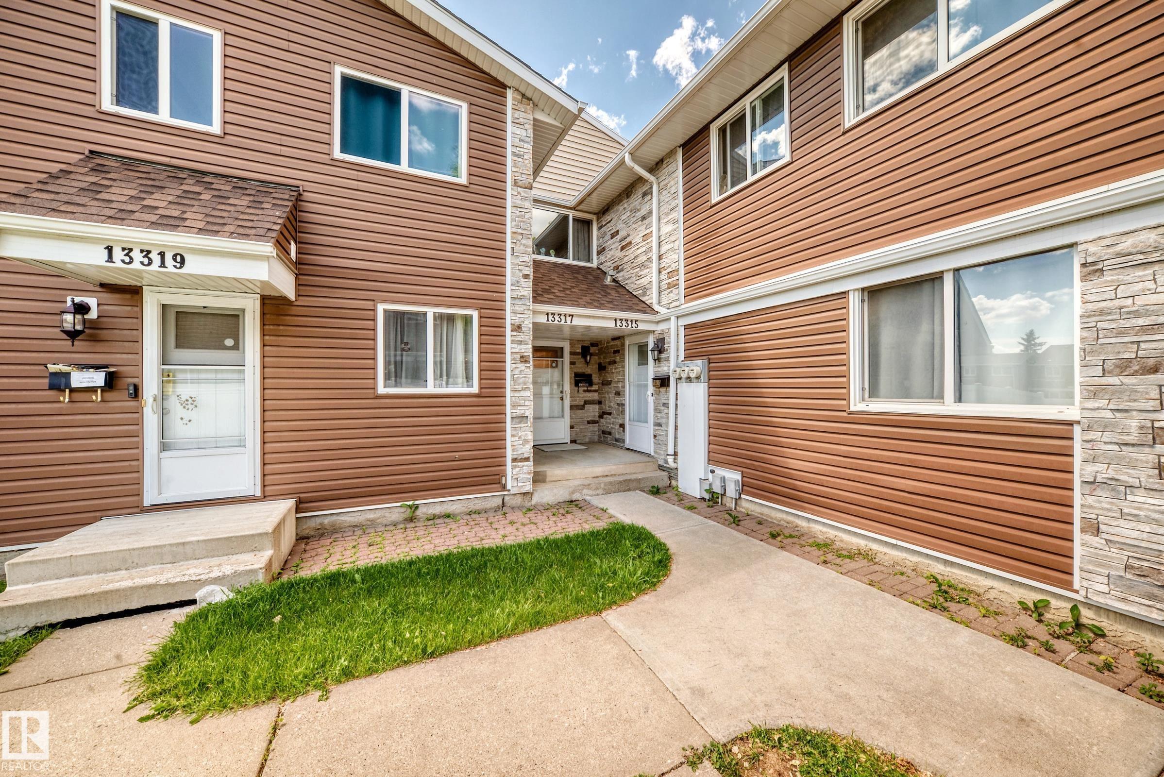 Photo 2 at 13317 47 Street NW, Sifton Park, Edmonton