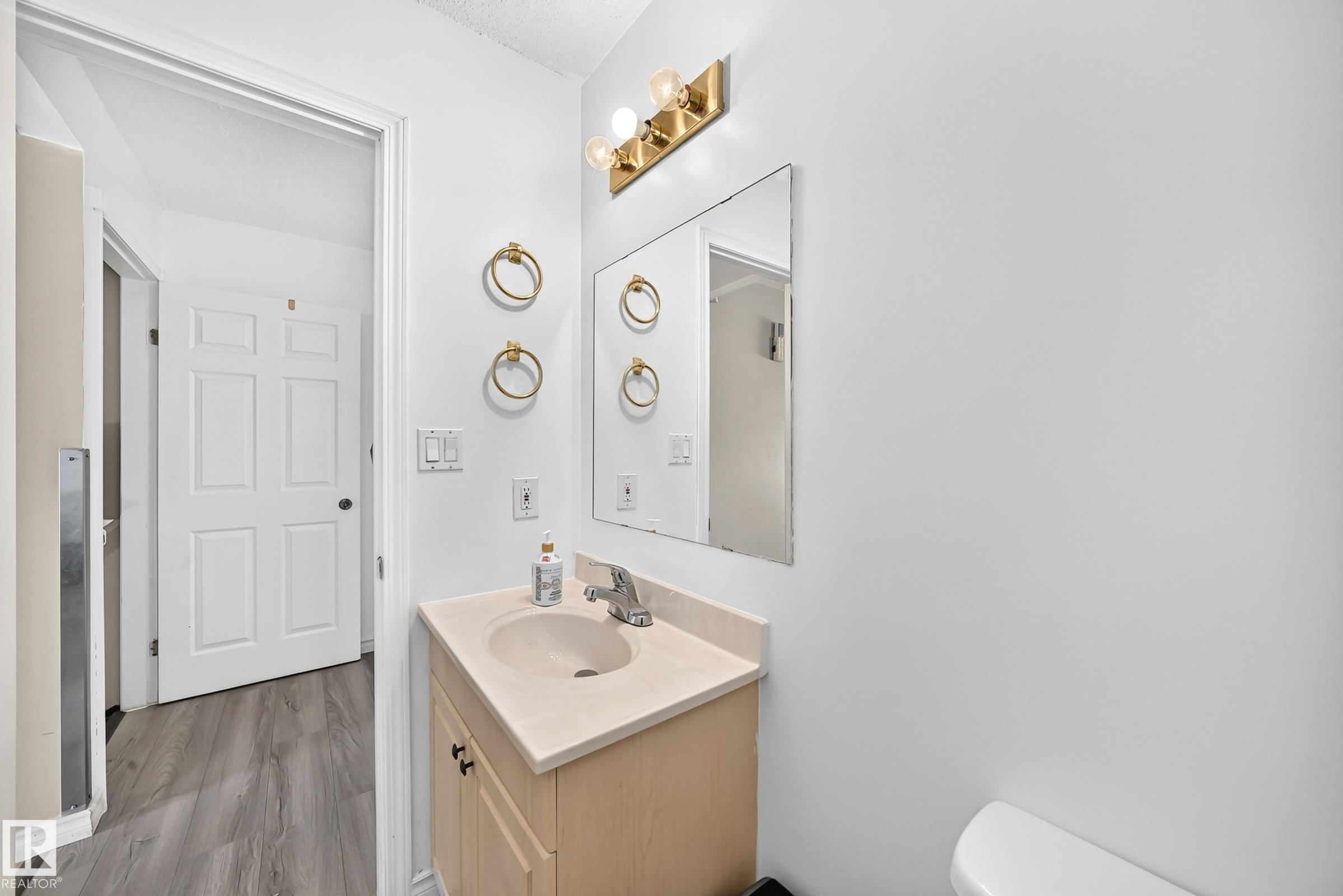 Photo 19 at 13317 47 Street NW, Sifton Park, Edmonton