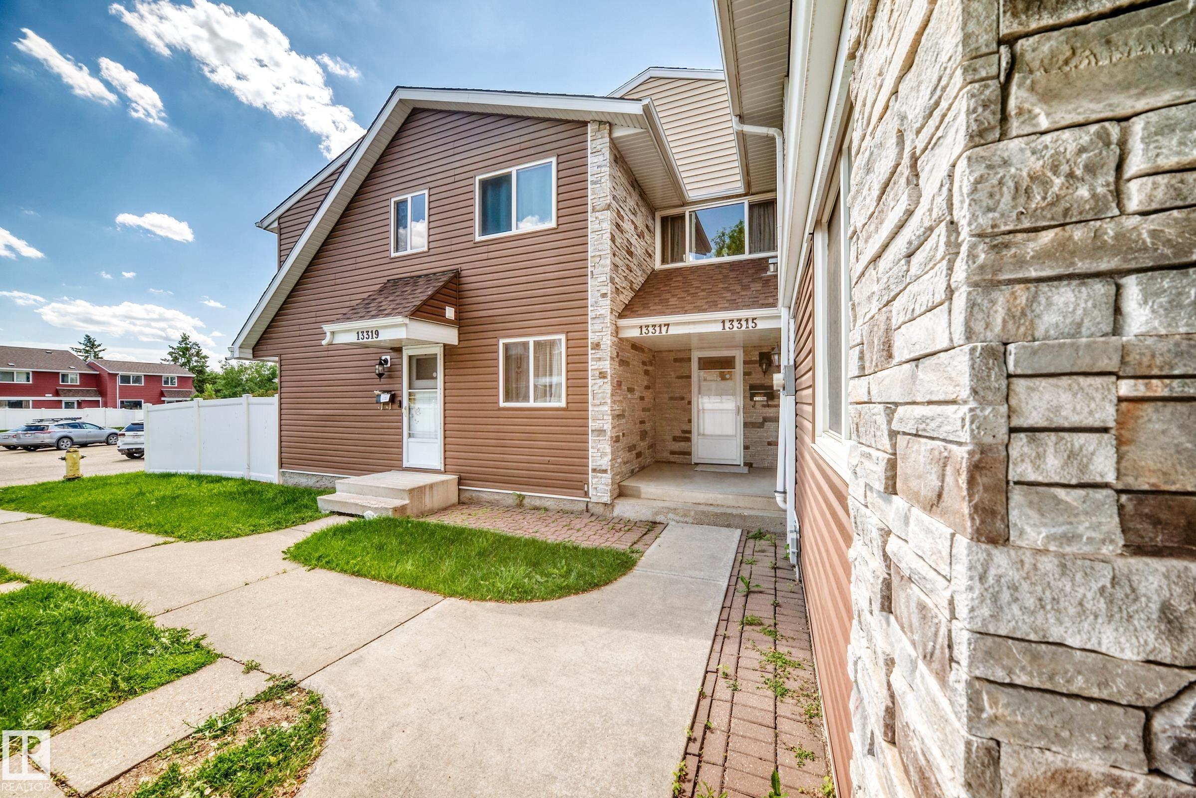 Photo 3 at 13317 47 Street NW, Sifton Park, Edmonton