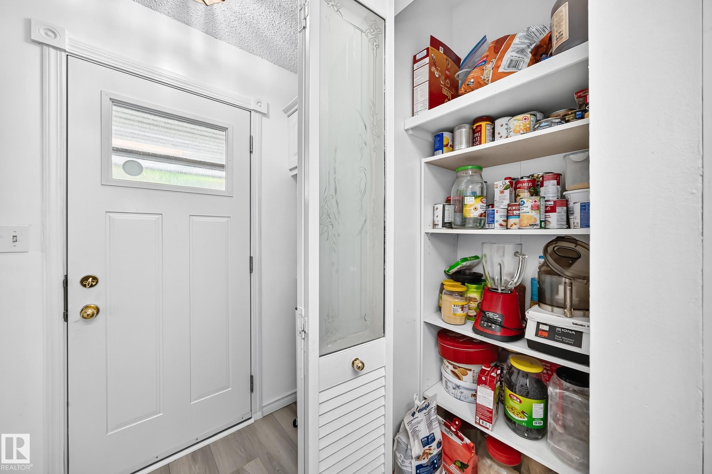 Photo 21 at 13317 47 Street NW, Sifton Park, Edmonton