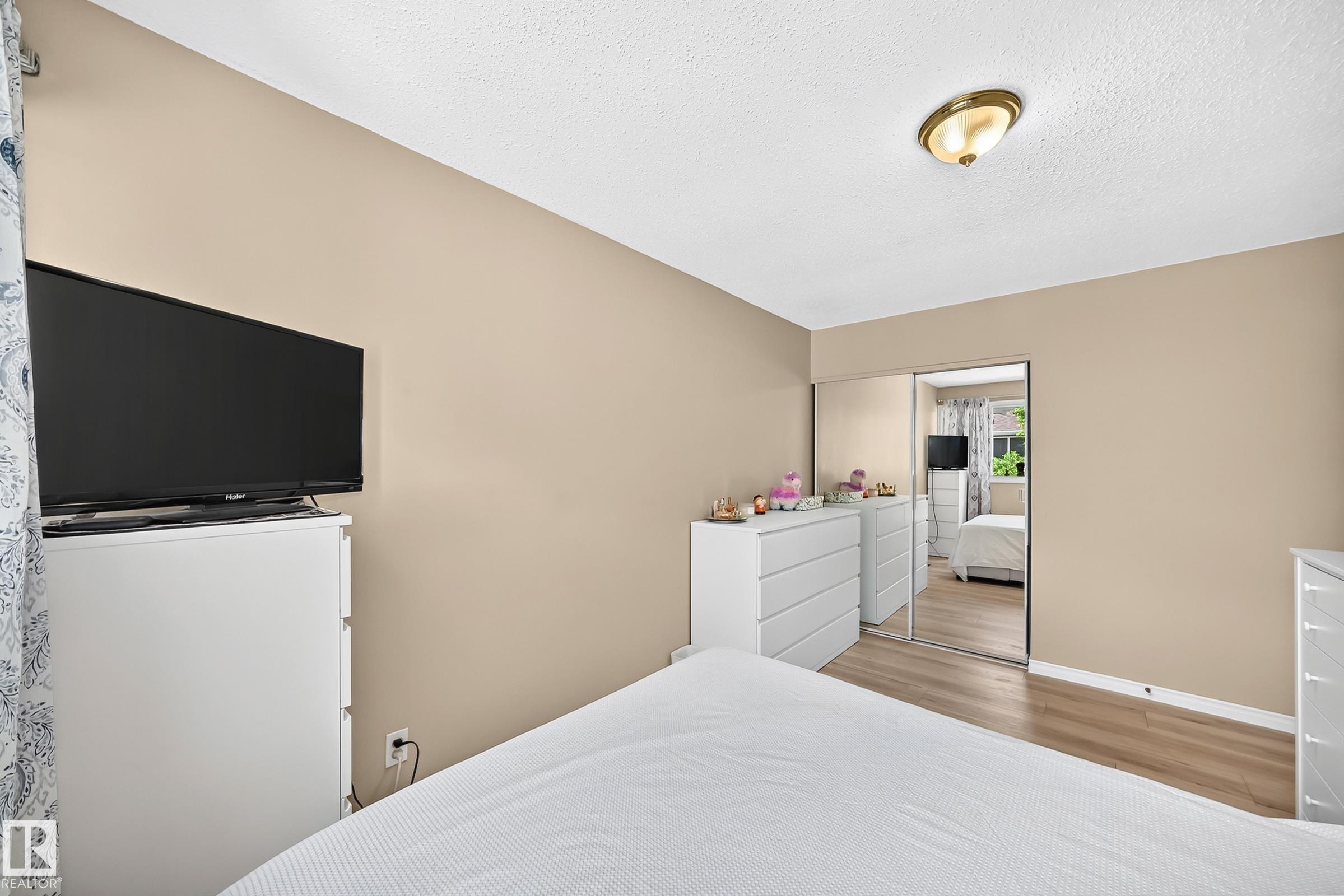 Photo 24 at 13317 47 Street NW, Sifton Park, Edmonton