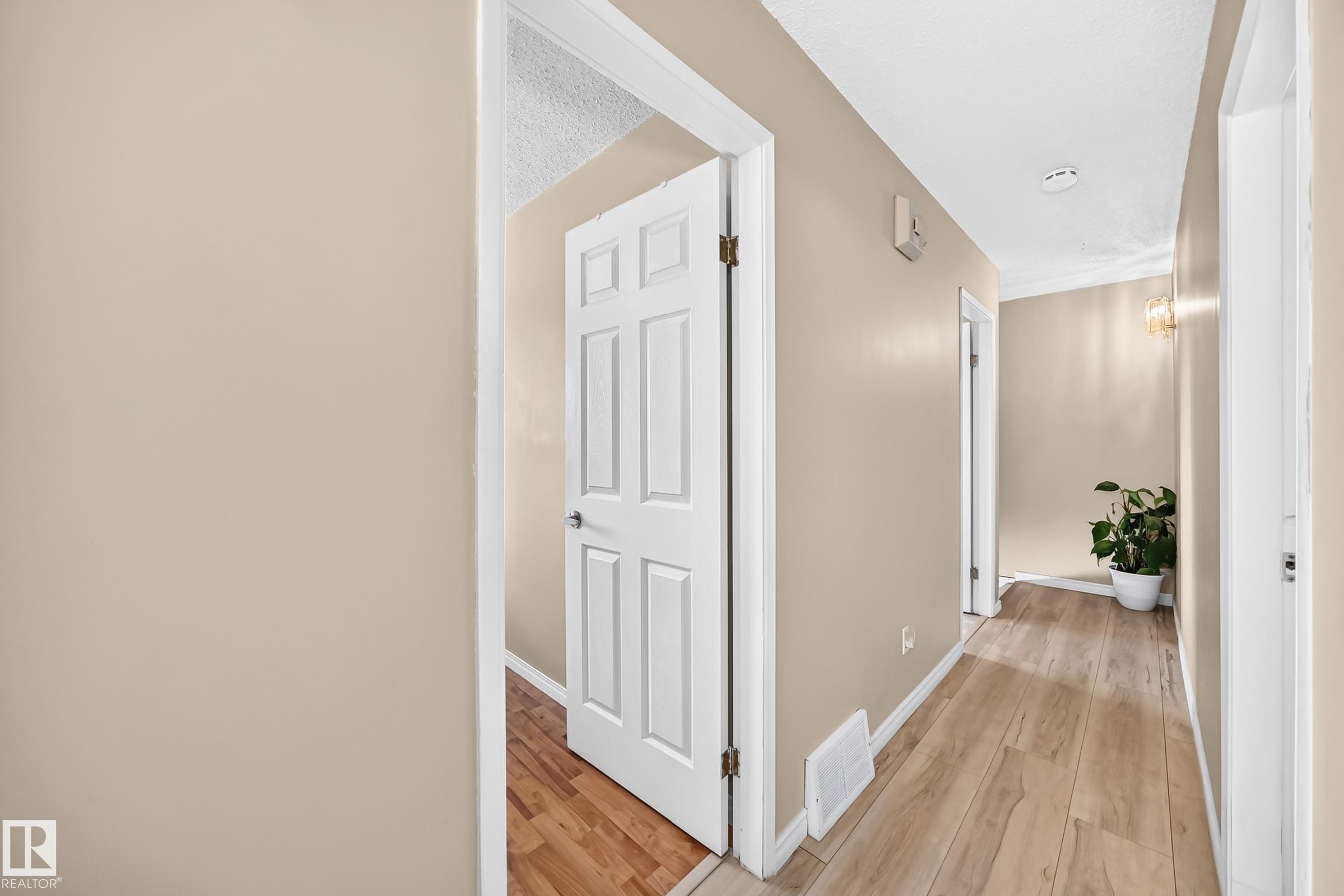 Photo 32 at 13317 47 Street NW, Sifton Park, Edmonton