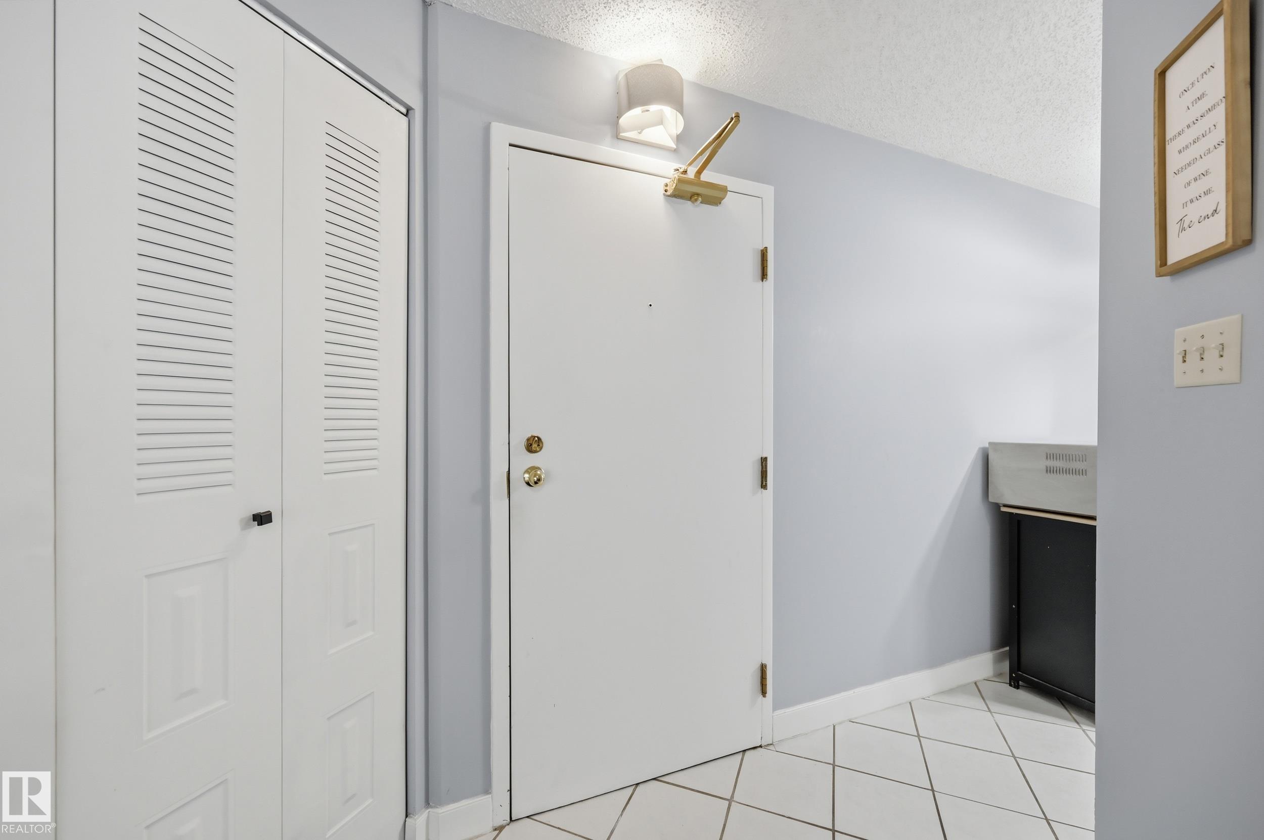 Photo 12 at 200 - 10149 Saskatchewan Drive NW, Strathcona, Edmonton