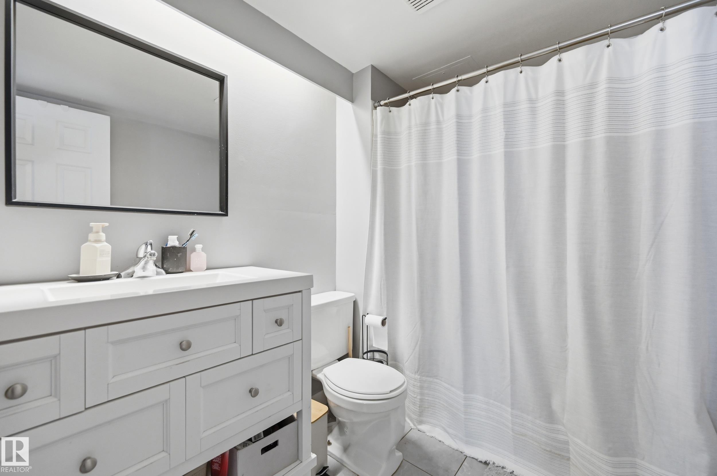 Photo 22 at 200 - 10149 Saskatchewan Drive NW, Strathcona, Edmonton