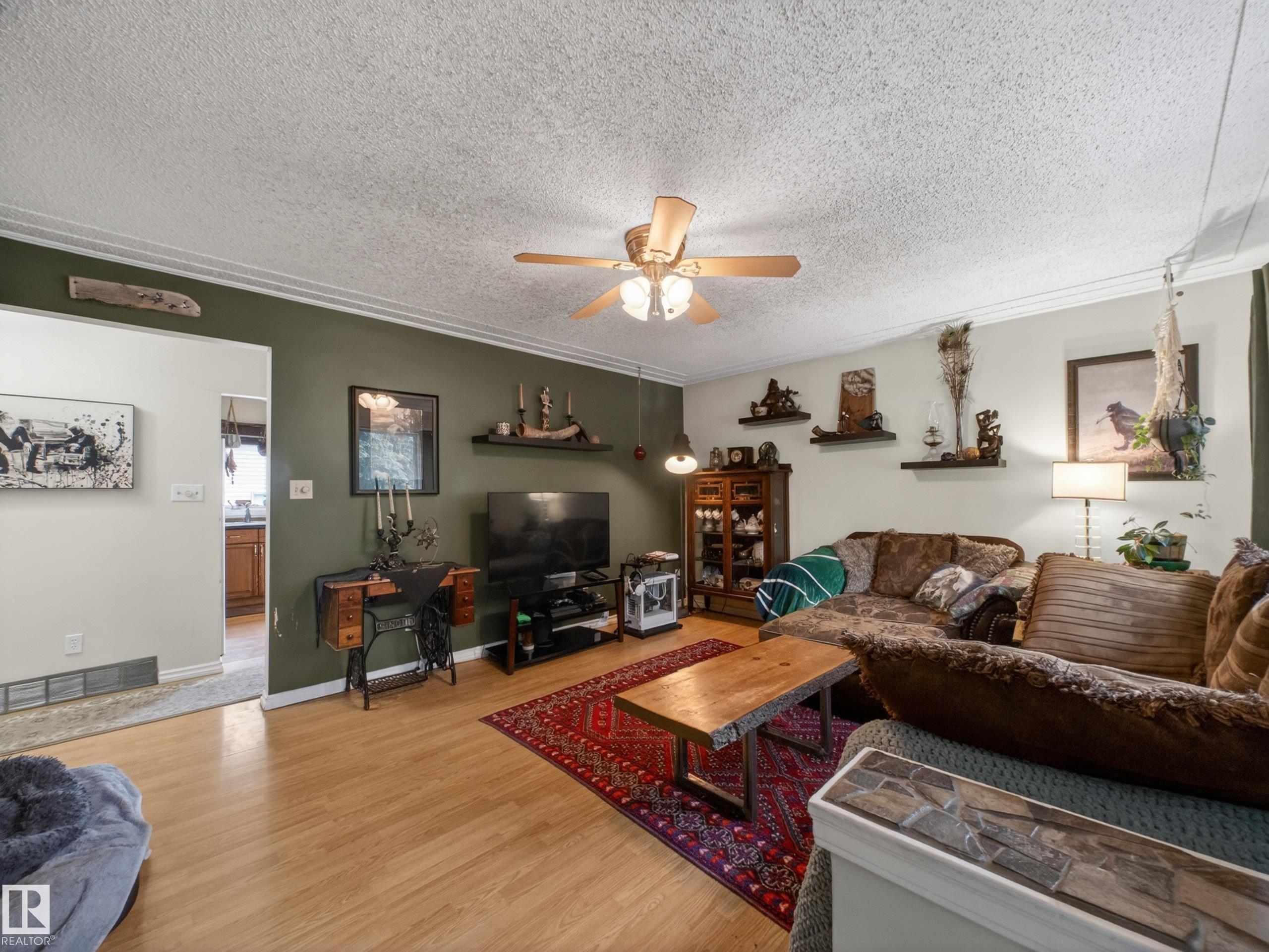 Photo 12 at 10809 150 Street NW, High Park, Edmonton