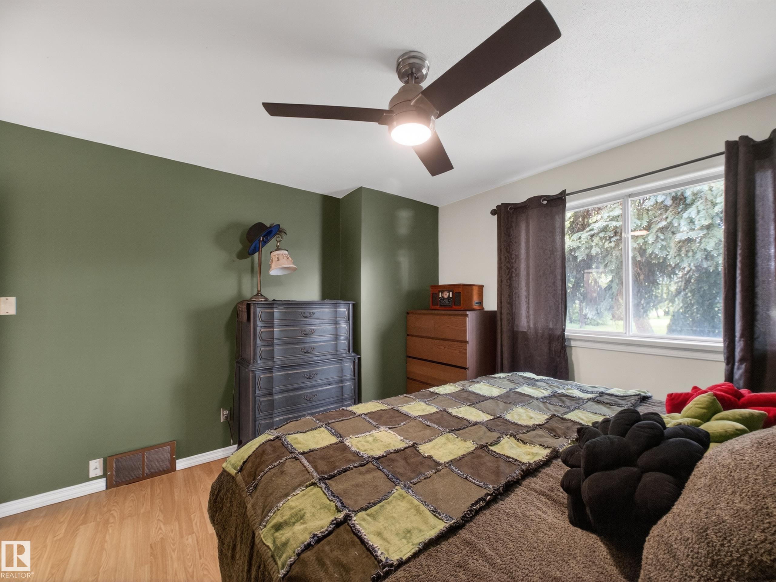 Photo 17 at 10809 150 Street NW, High Park, Edmonton