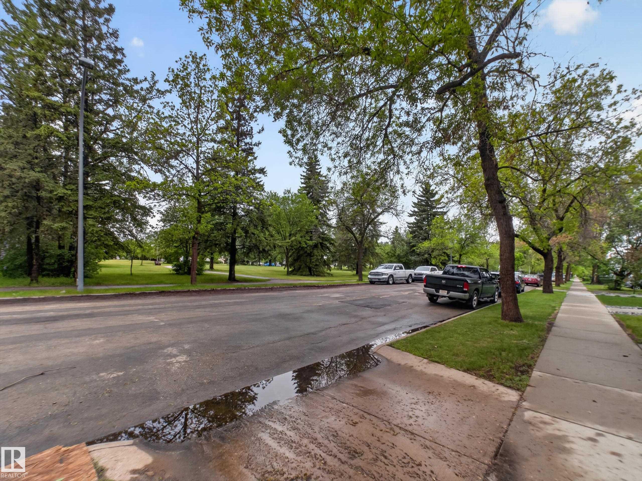 10809 150 Street NW, High Park, Edmonton