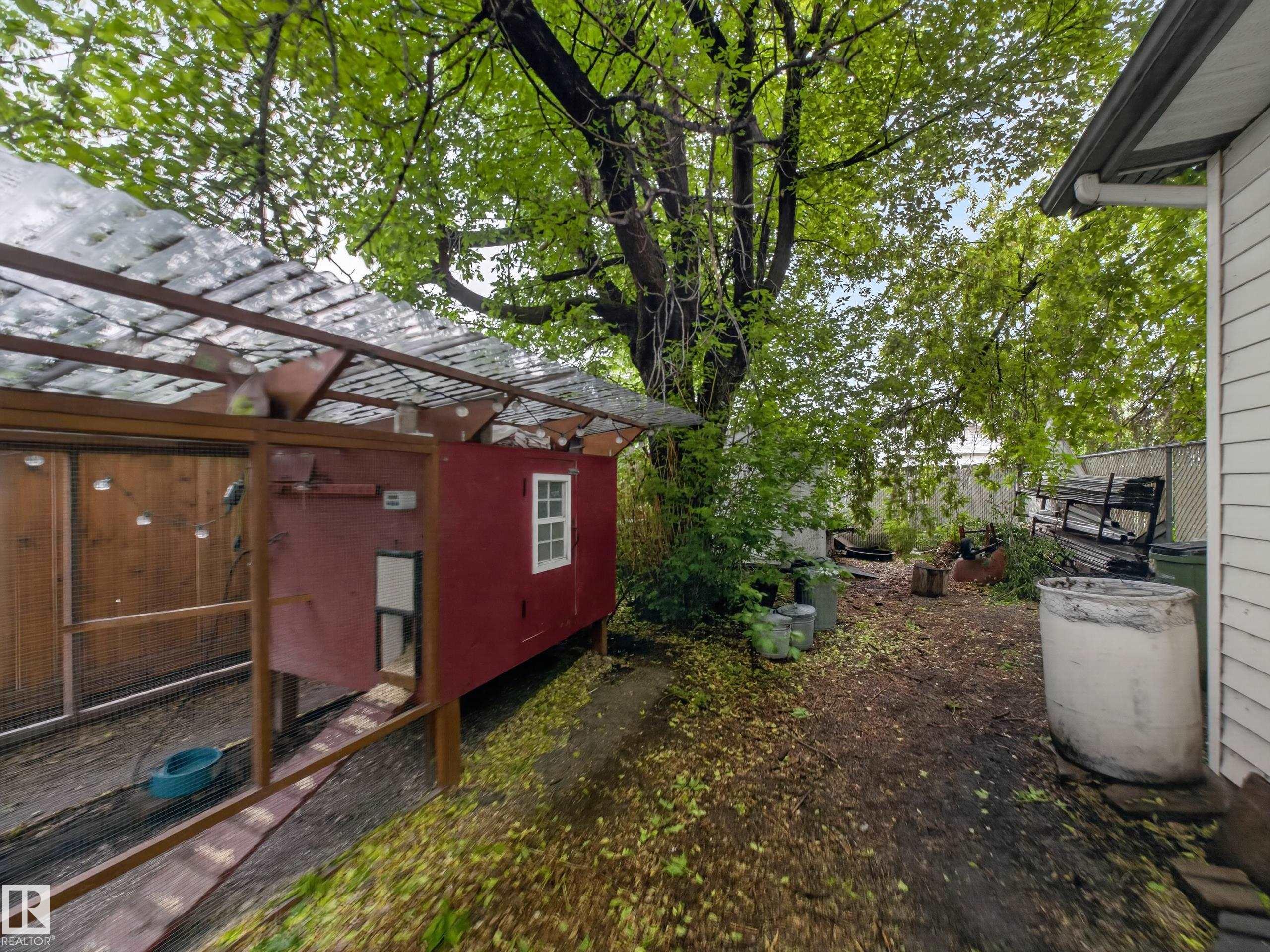 Photo 27 at 10809 150 Street NW, High Park, Edmonton