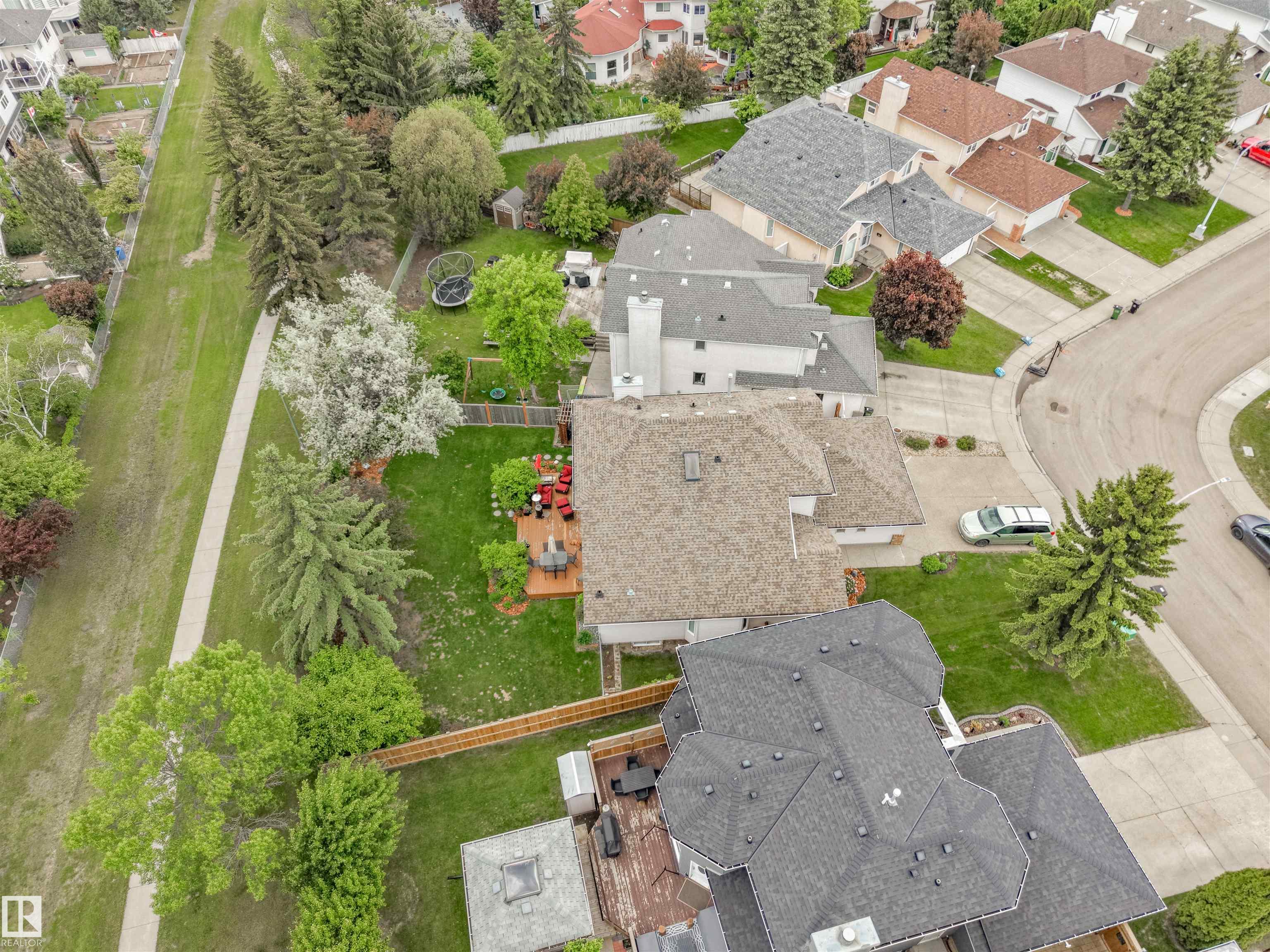 https://zimg.paragon.ice.com/ParagonImages/Property/PM/RAE/225407816/51/0/0/556fef1d1f2c35b92e396bad690bc4e8/1/20ac420913bcf1104a7d6fda88ca1bf6/225407816-6961f68a-d972-400c-beb9-5e40ed83f035.JPG