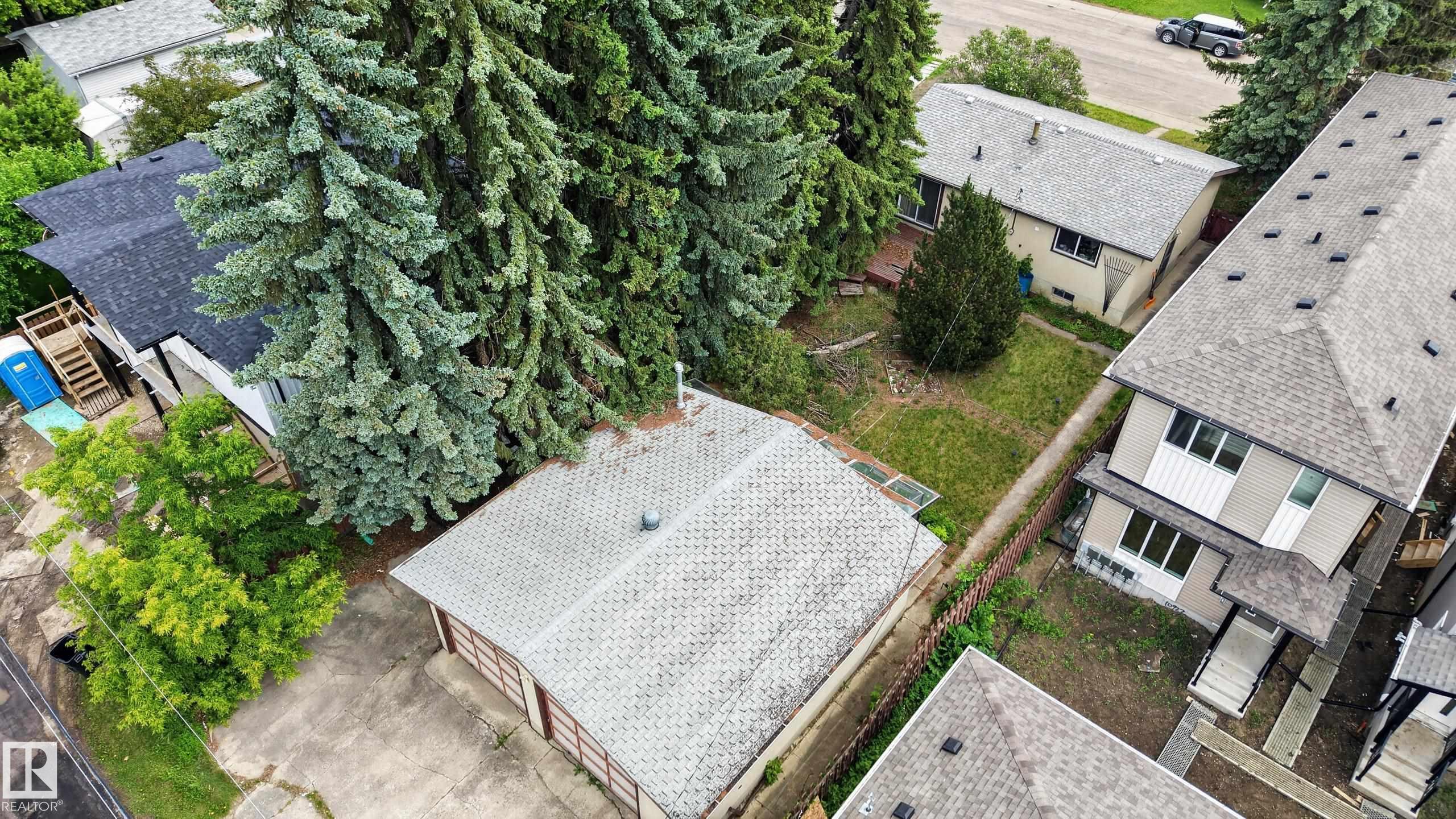 Photo 6 at 10924 154 Street NW, High Park, Edmonton